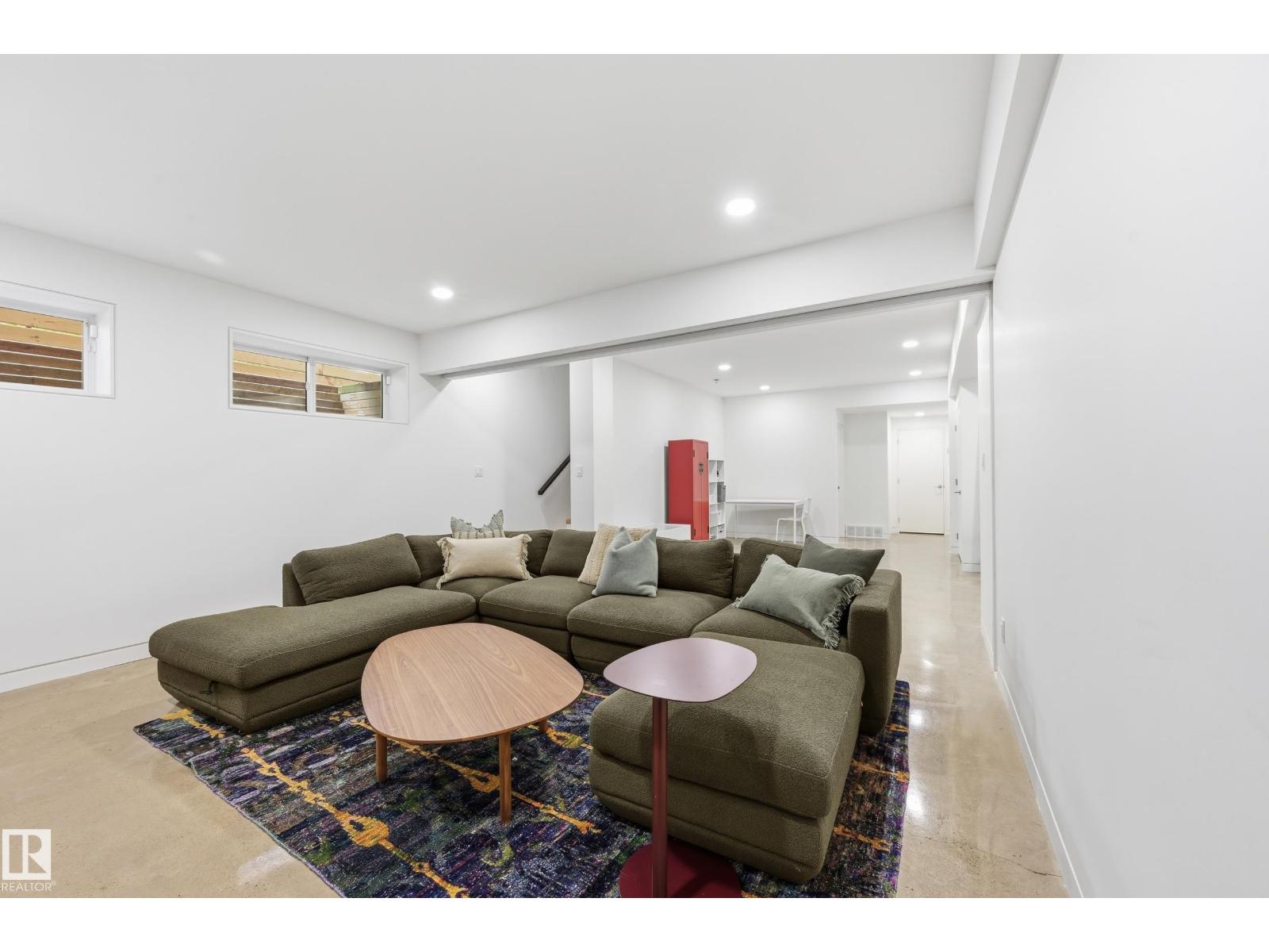 8712 120 St Nw Property Photo 45