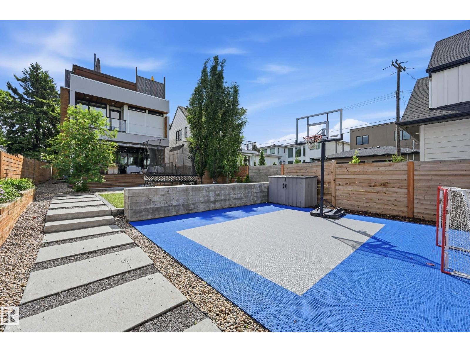 8712 120 St Nw Property Photo 57