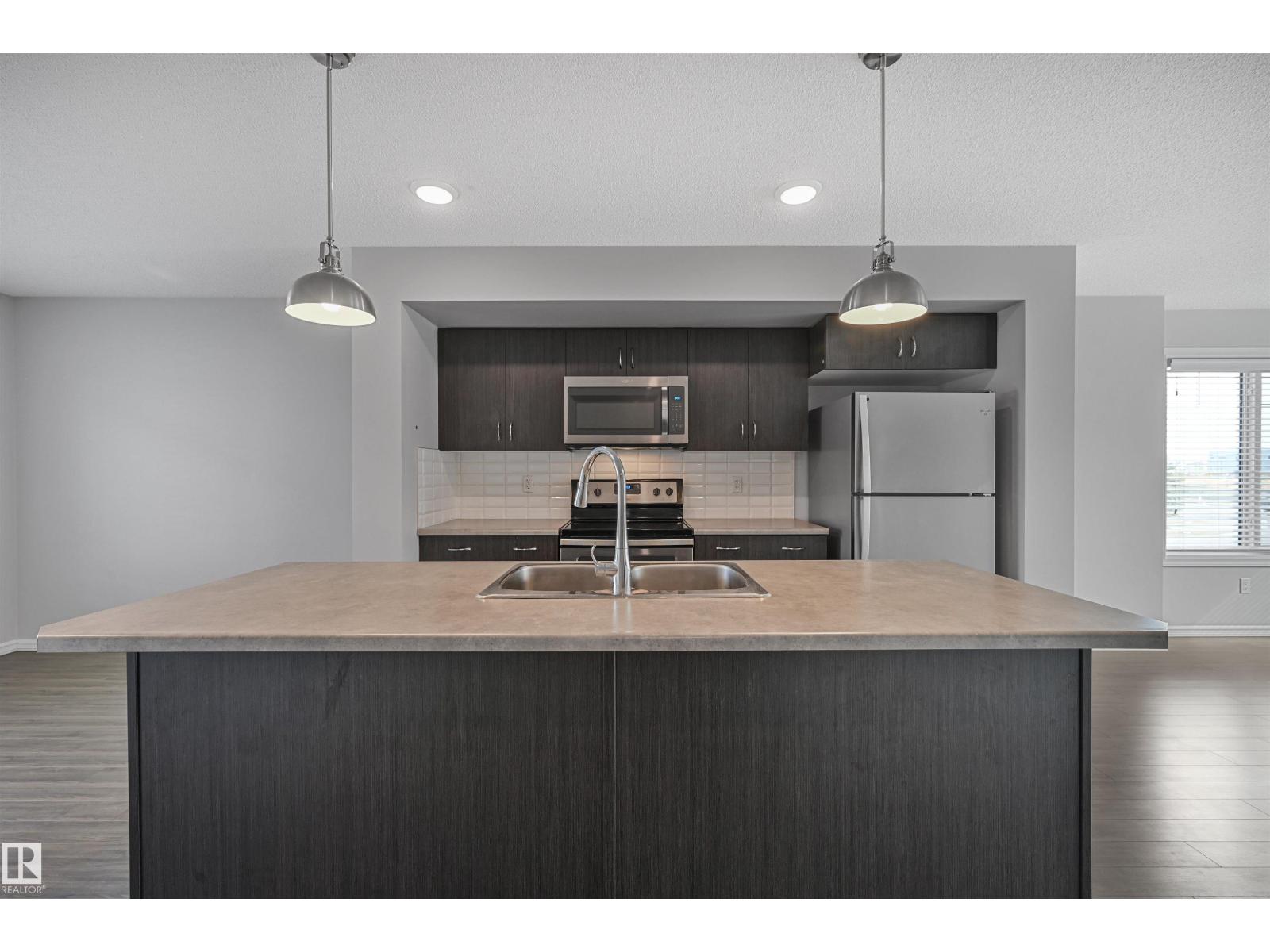 #34 2215 24 St Nw Property Photo 13