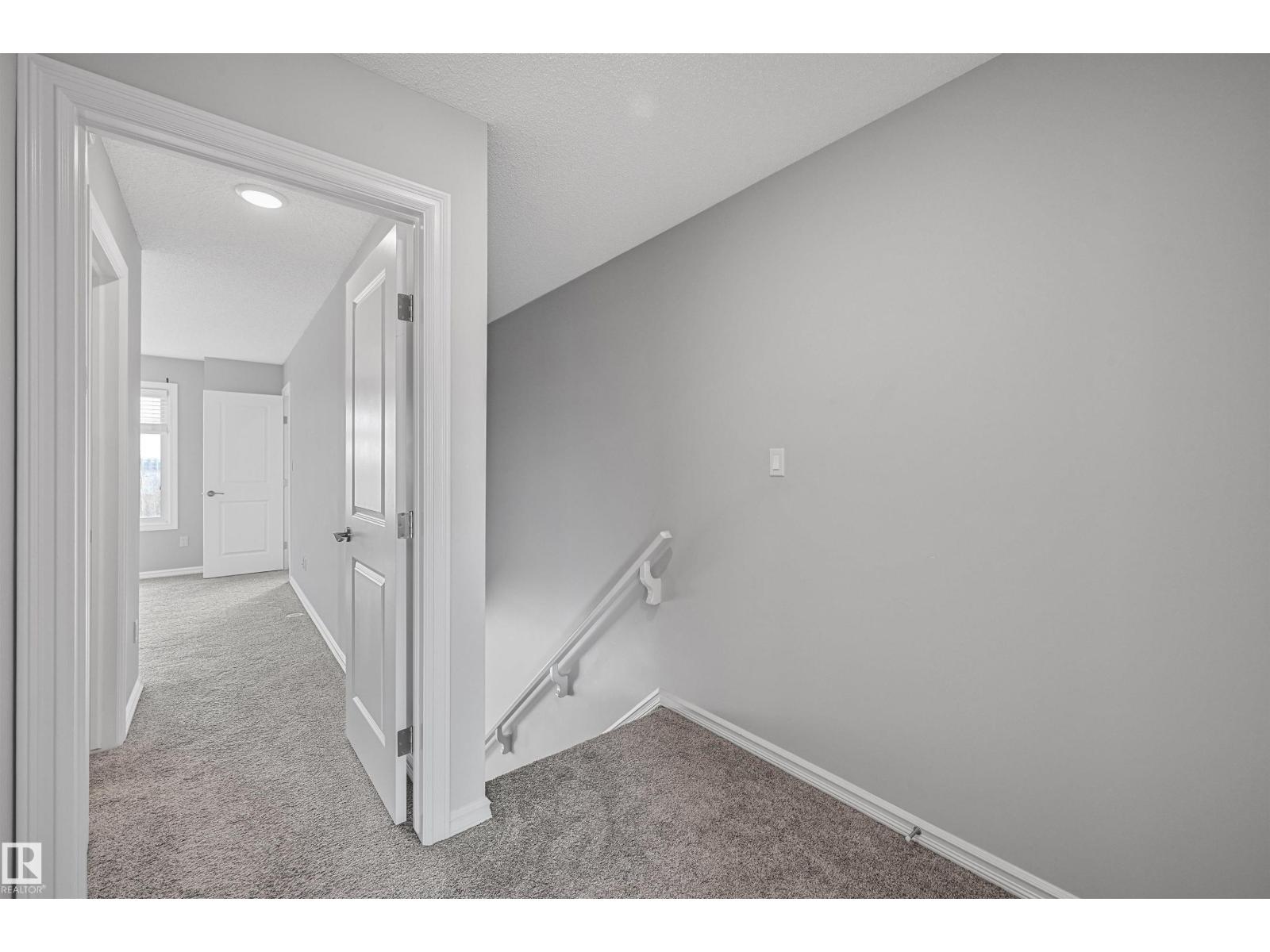 #34 2215 24 St Nw Property Photo 17