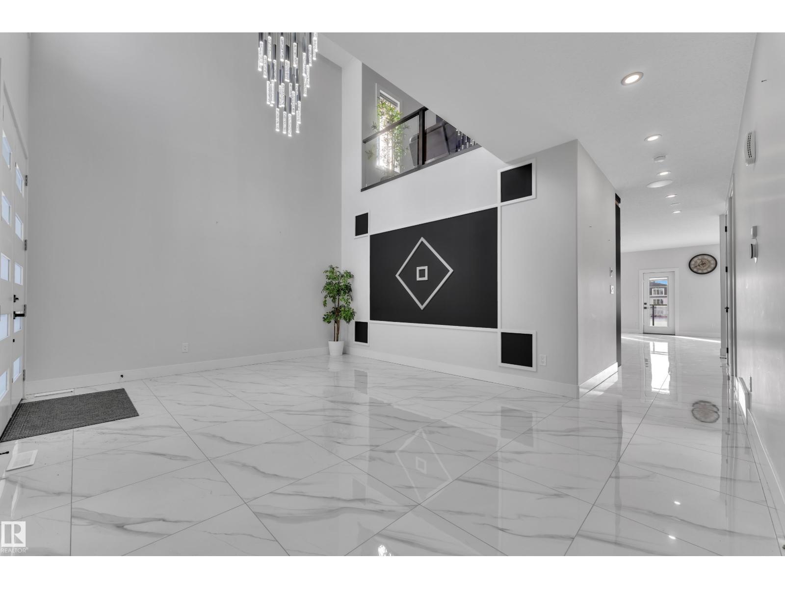 2531 63 Av Ne Property Photo 5