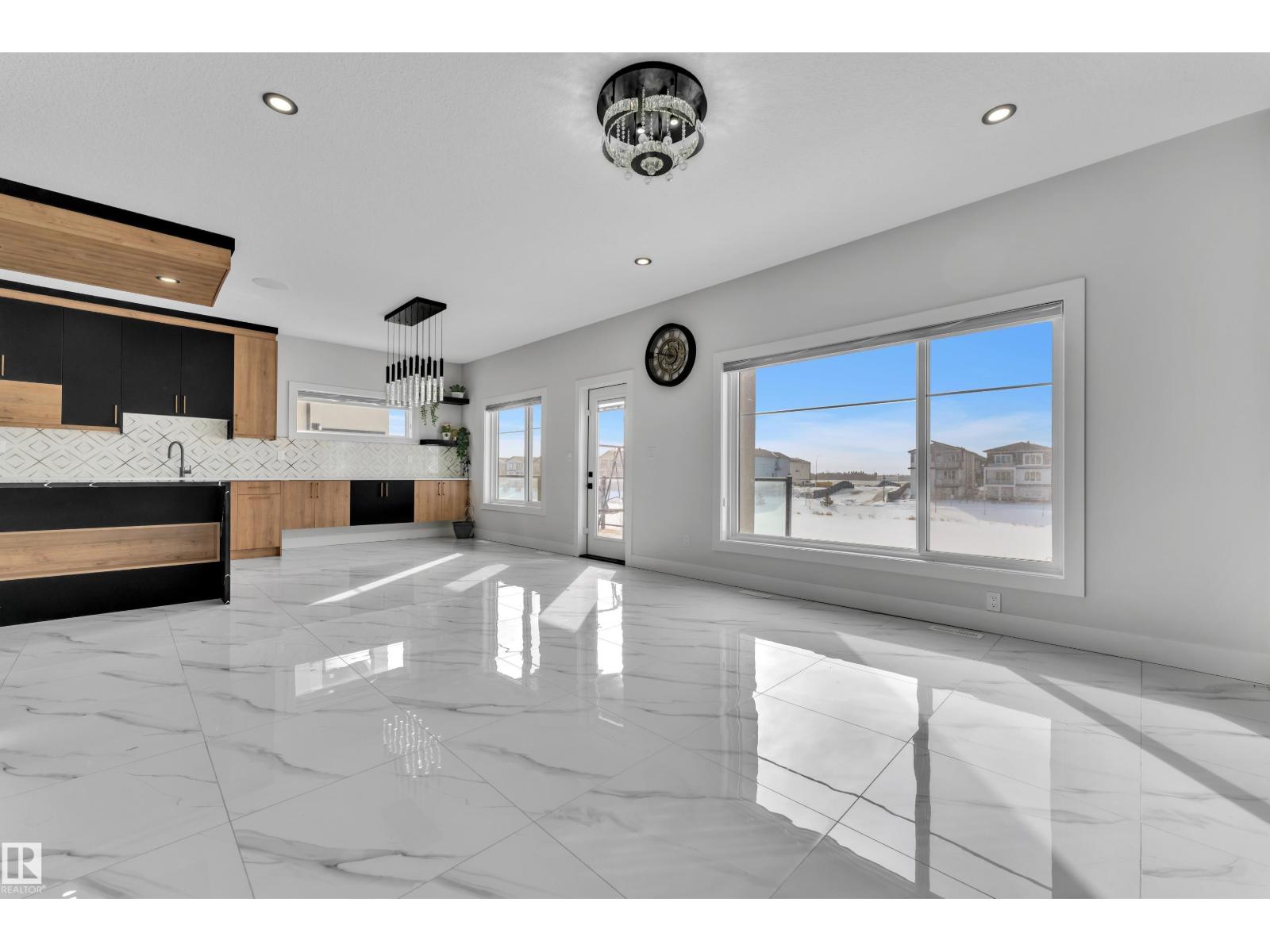 2531 63 Av Ne Property Photo 15