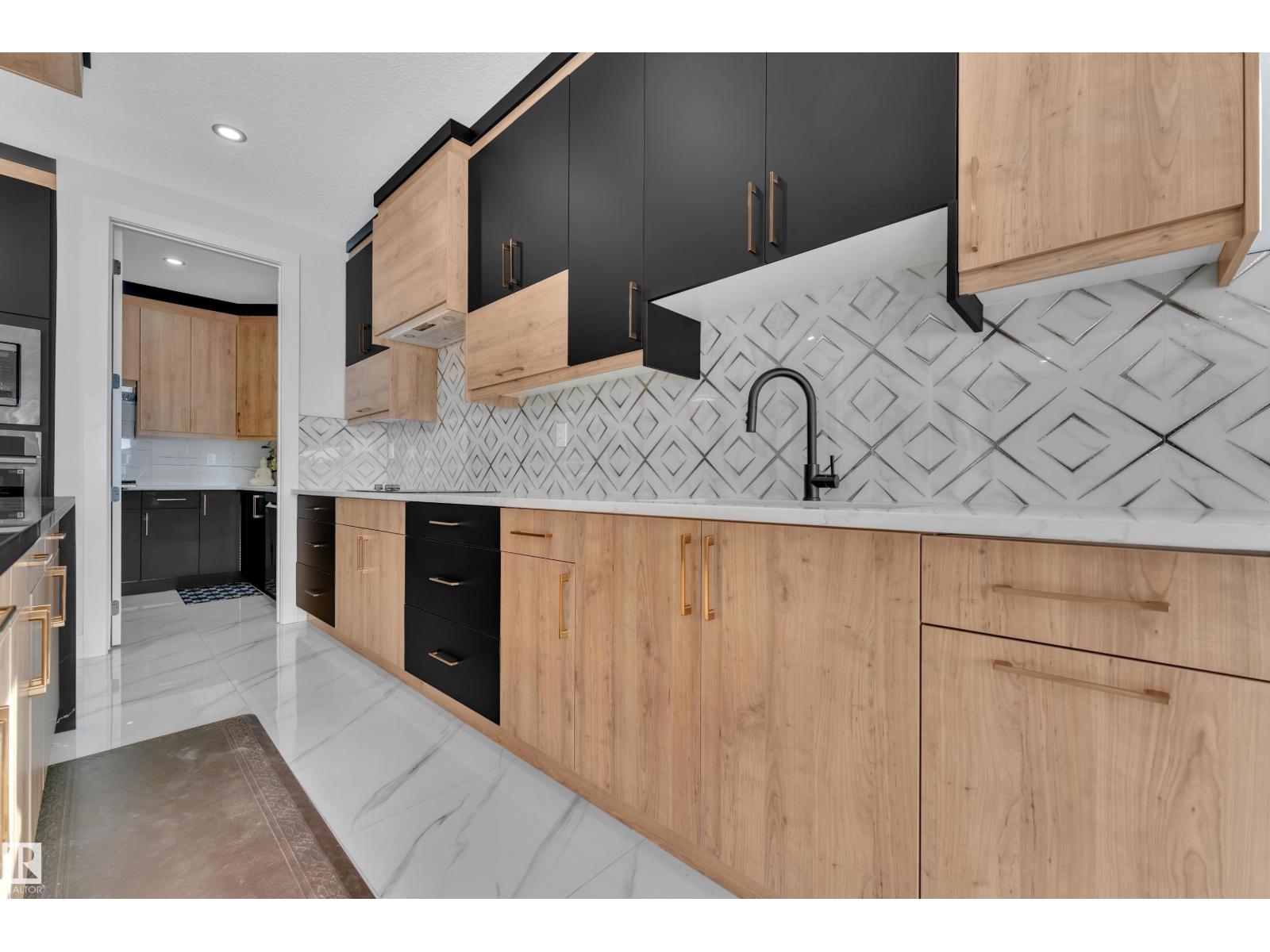 2531 63 Av Ne Property Photo 18