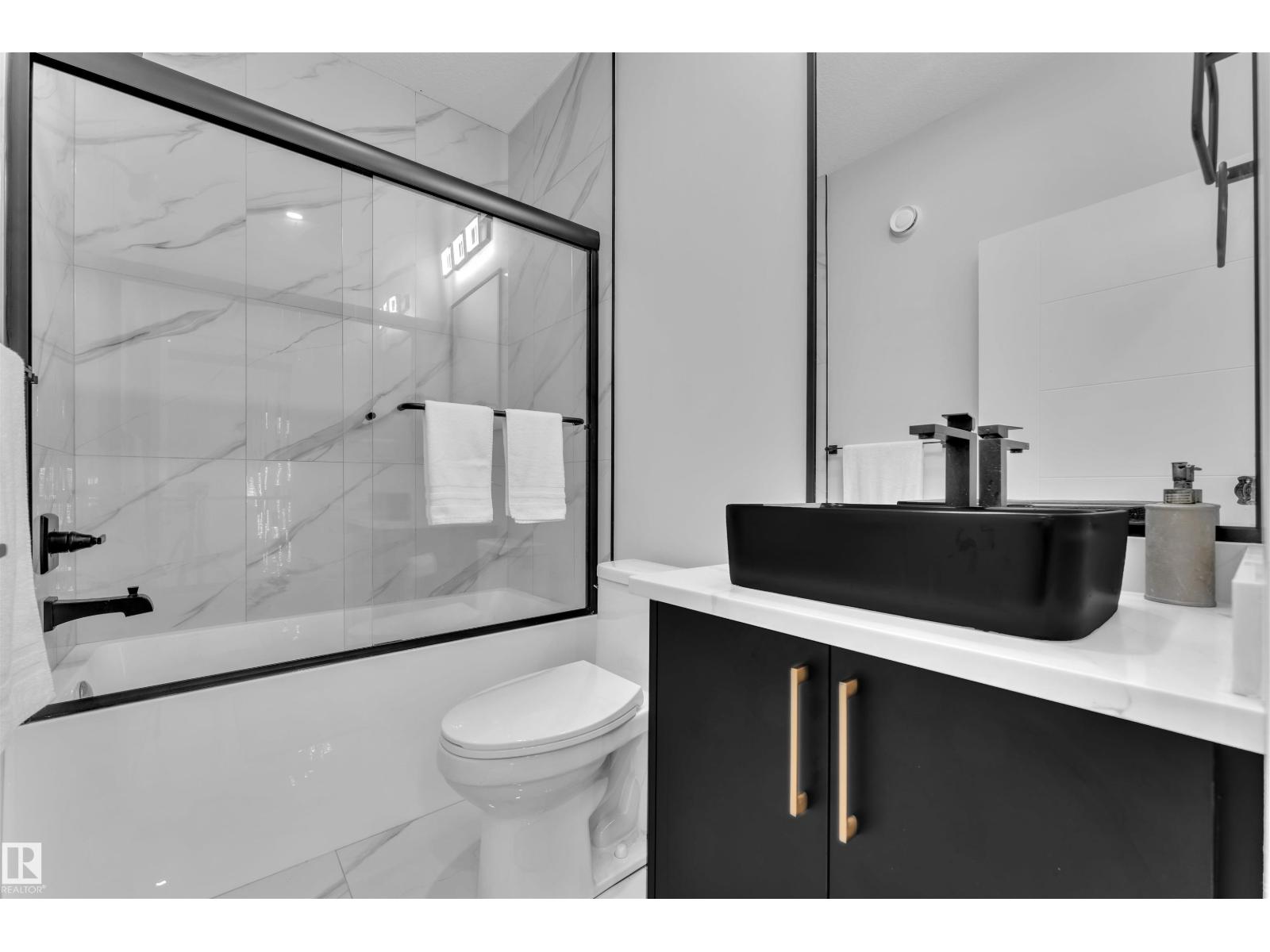 2531 63 Av Ne Property Photo 33