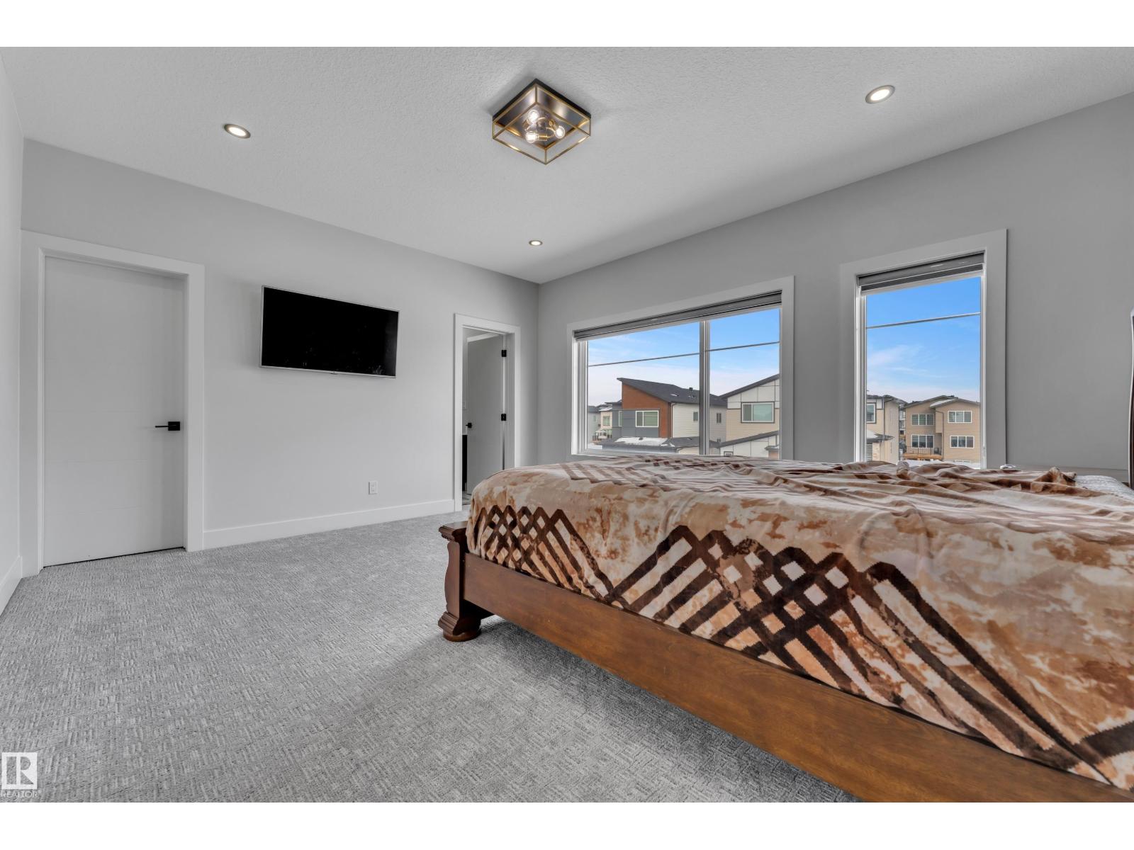 2531 63 Av Ne Property Photo 39