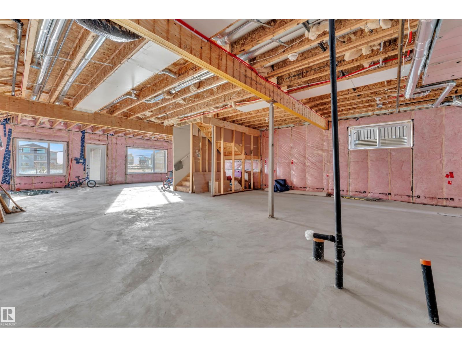 2531 63 Av Ne Property Photo 40