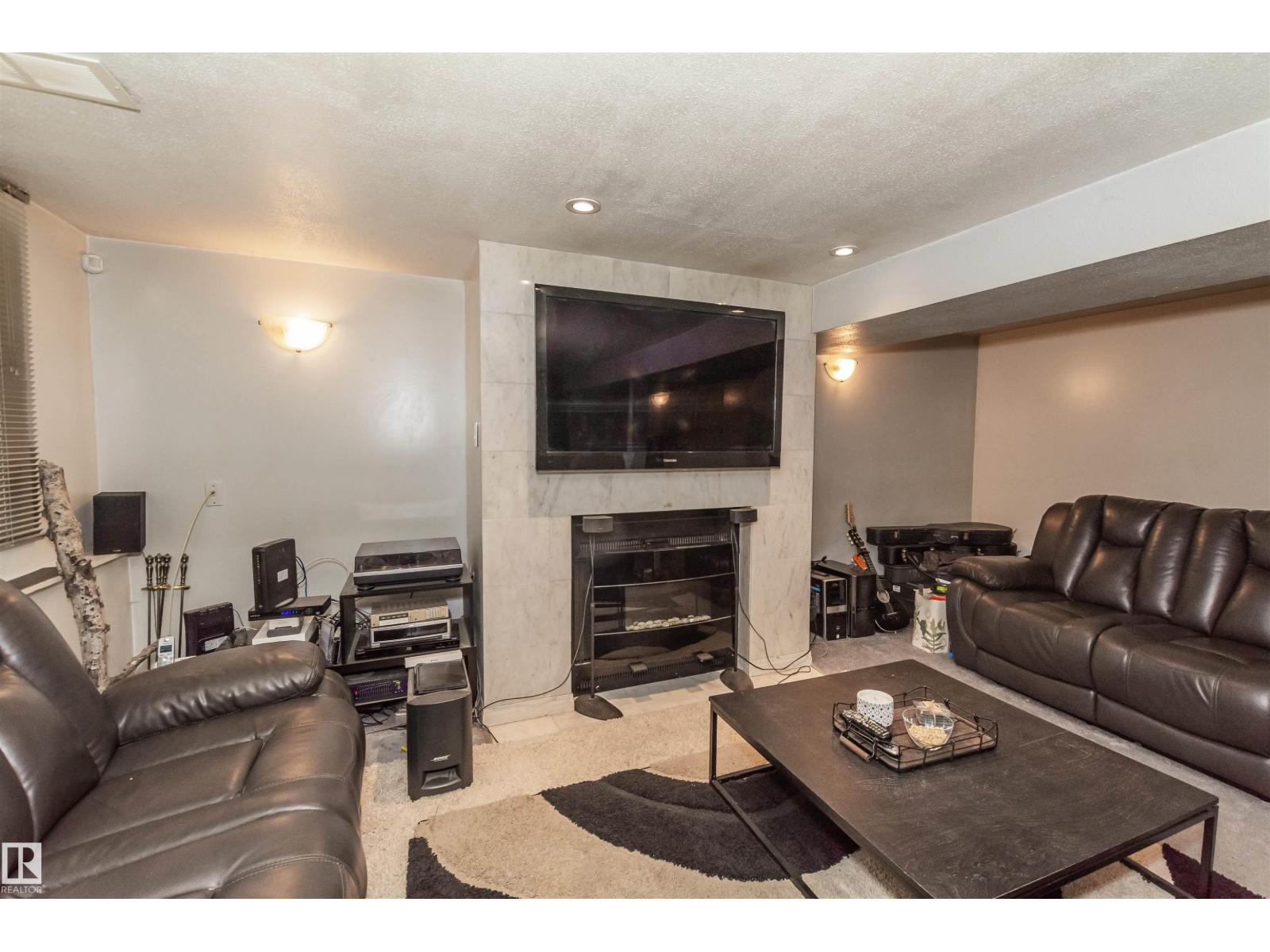 13208 128 Av Nw Property Photo 32