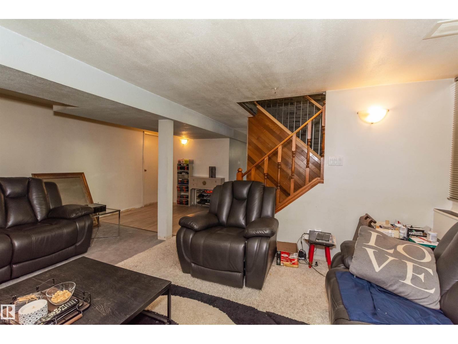 13208 128 Av Nw Property Photo 33