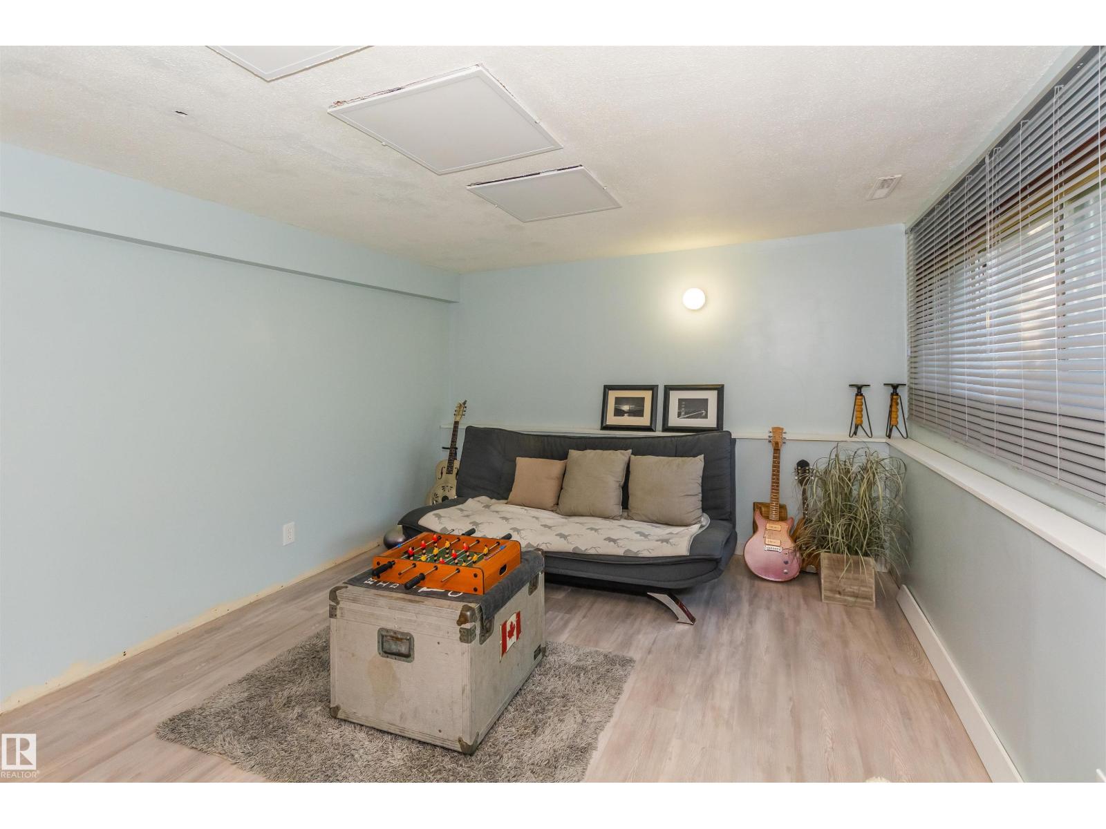 13208 128 Av Nw Property Photo 35