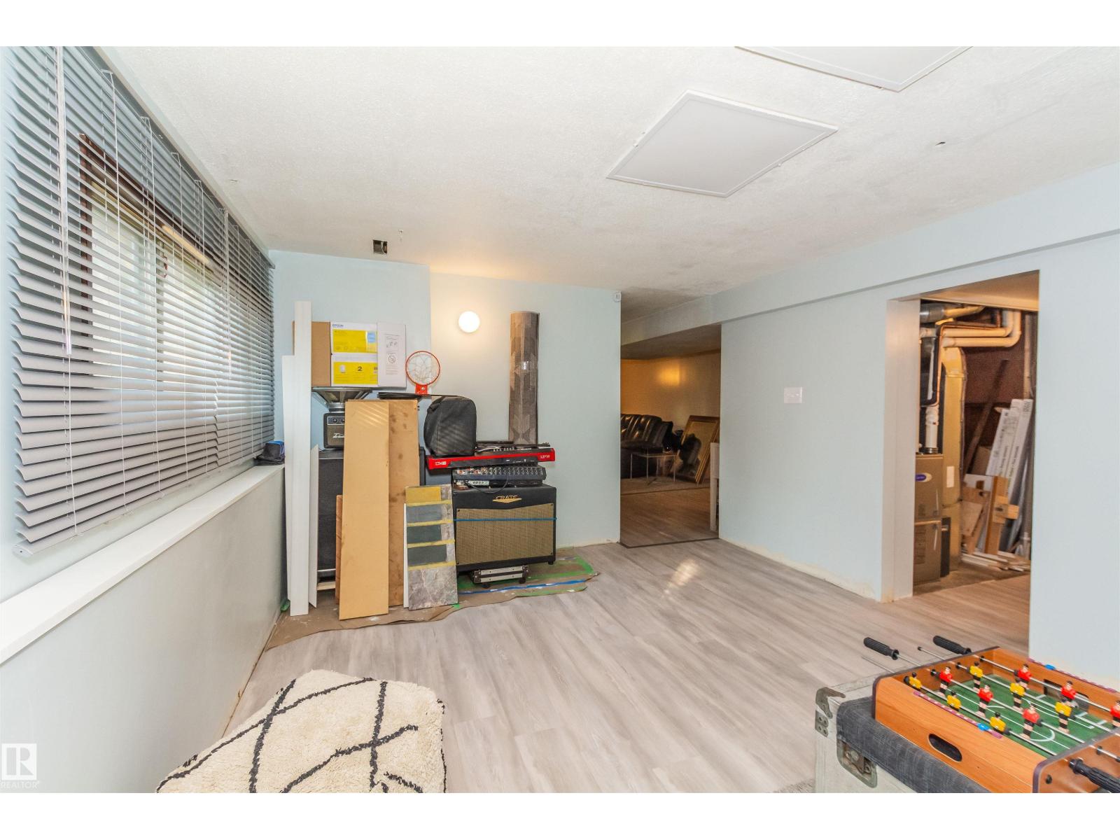 13208 128 Av Nw Property Photo 37