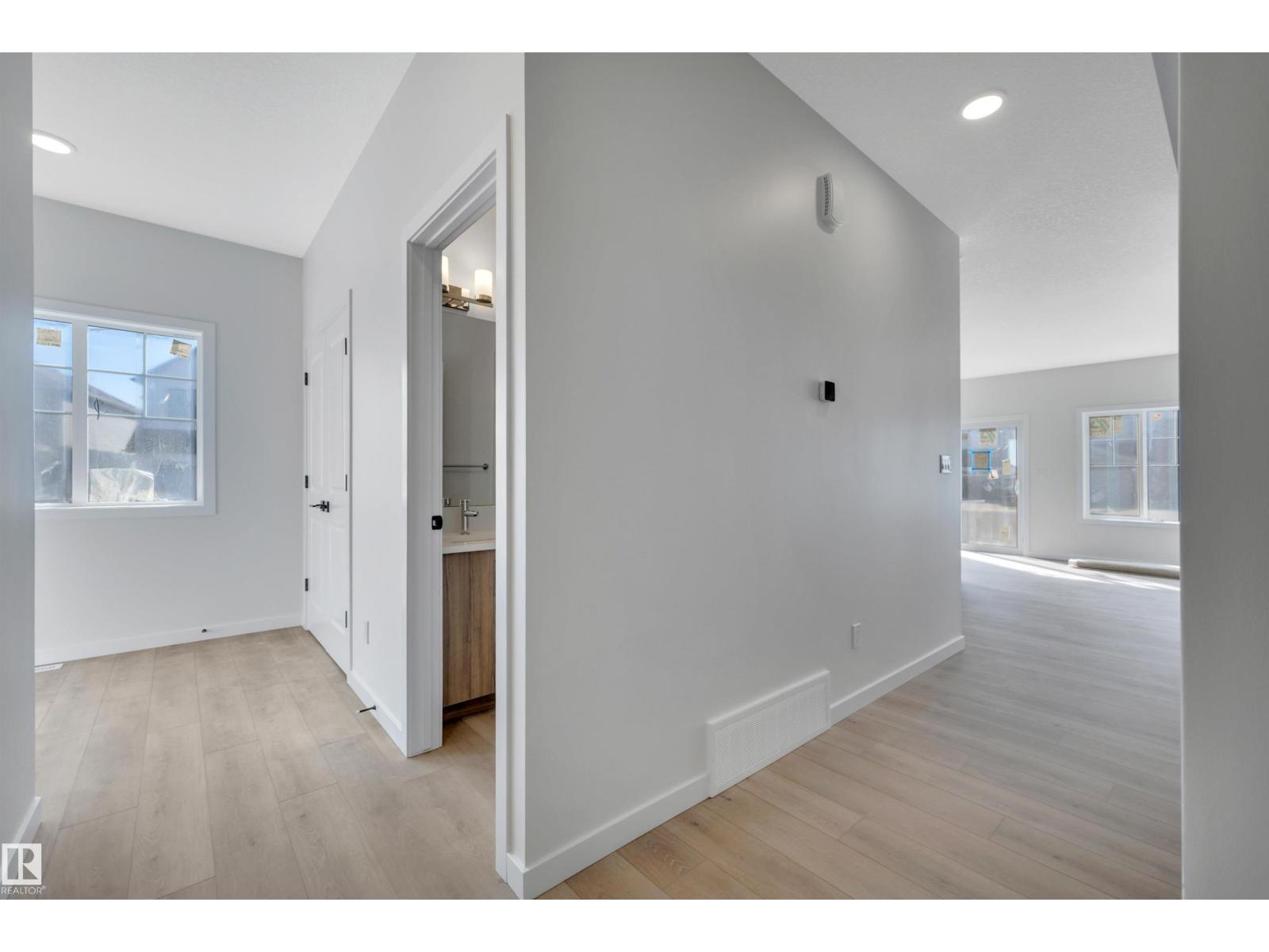 2357 Muckleplum Wy Sw Property Photo 8