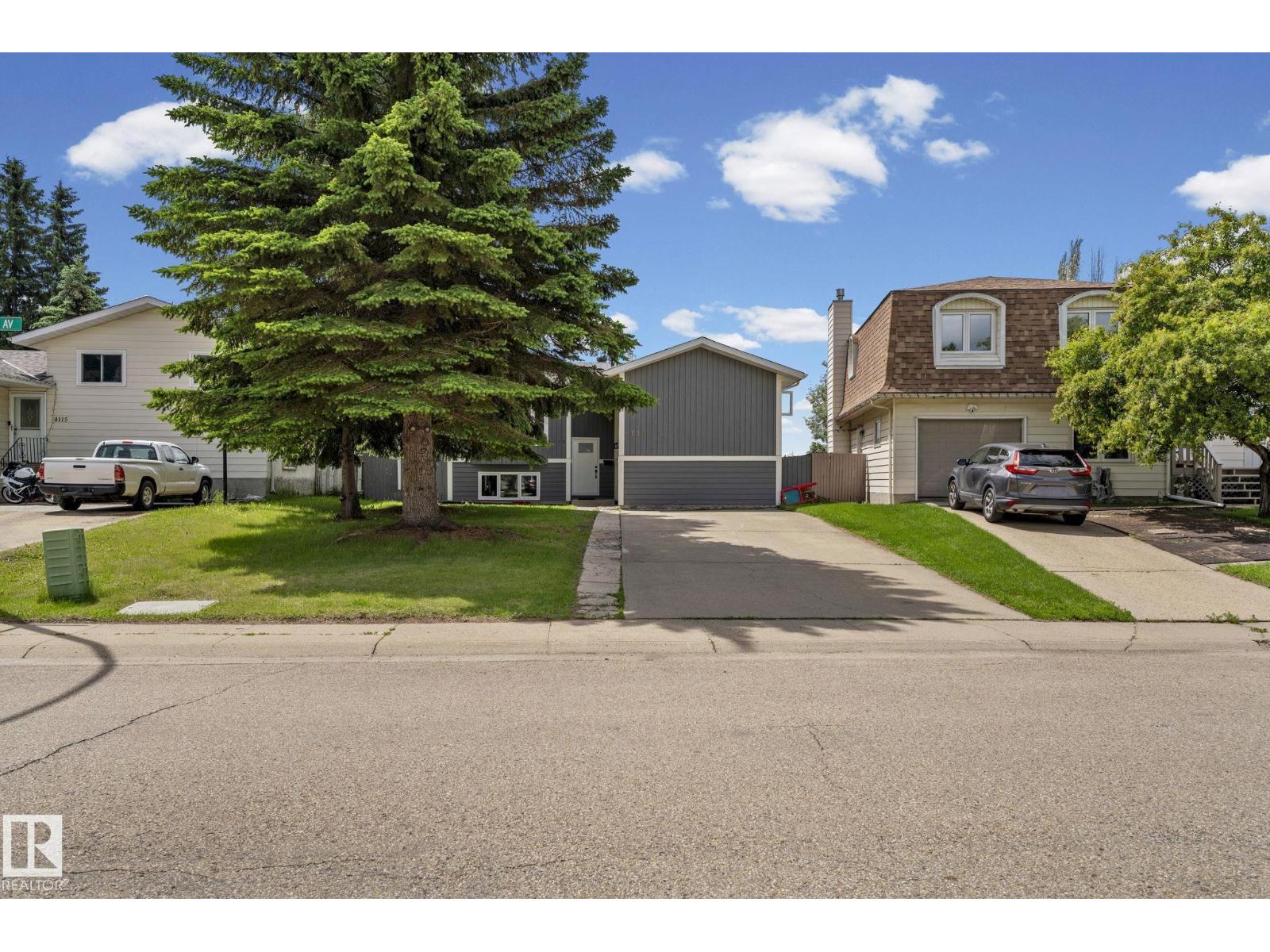 4119 18 AV NW Property Photo 1
