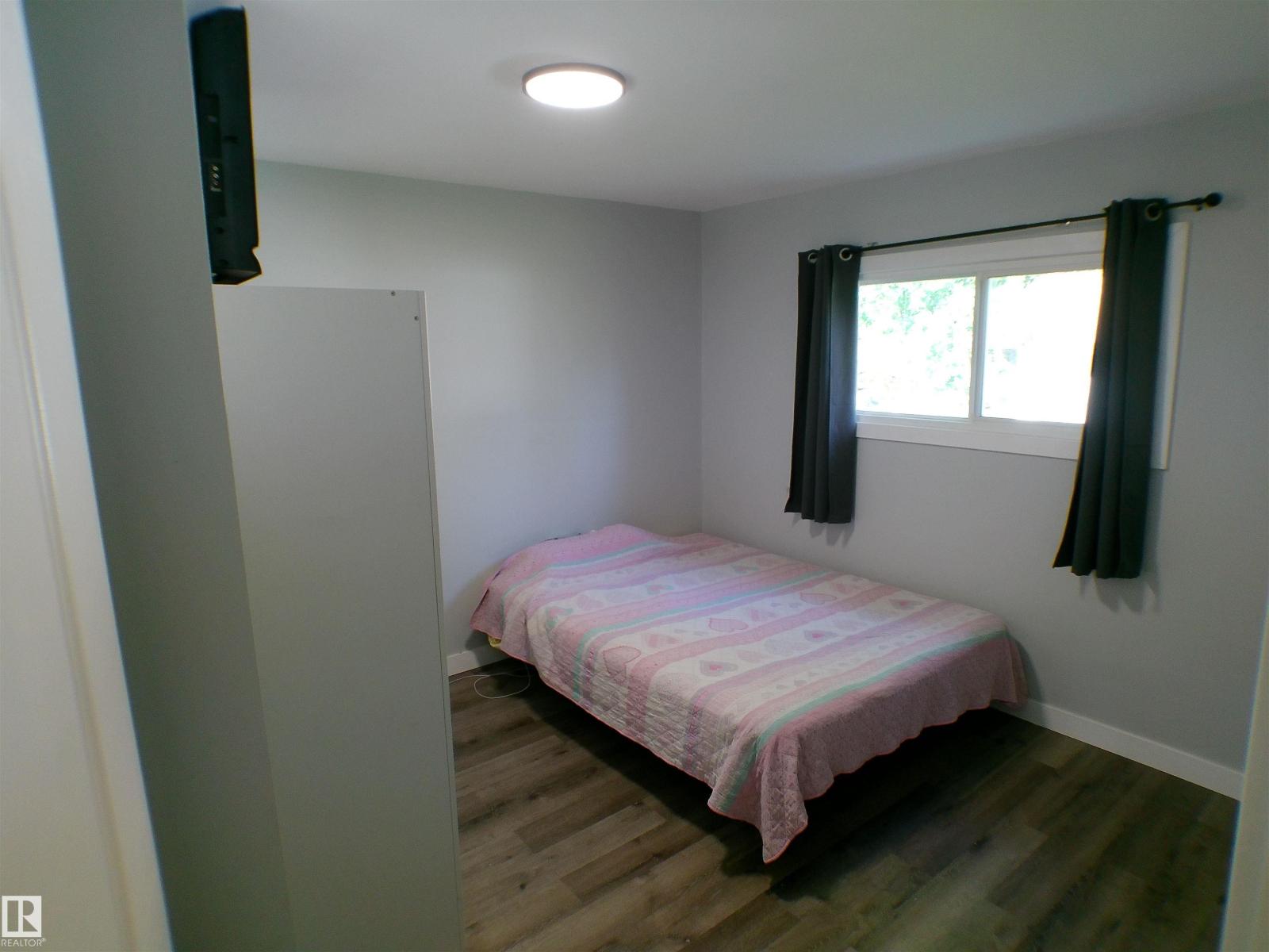 708 7 St Property Photo 6