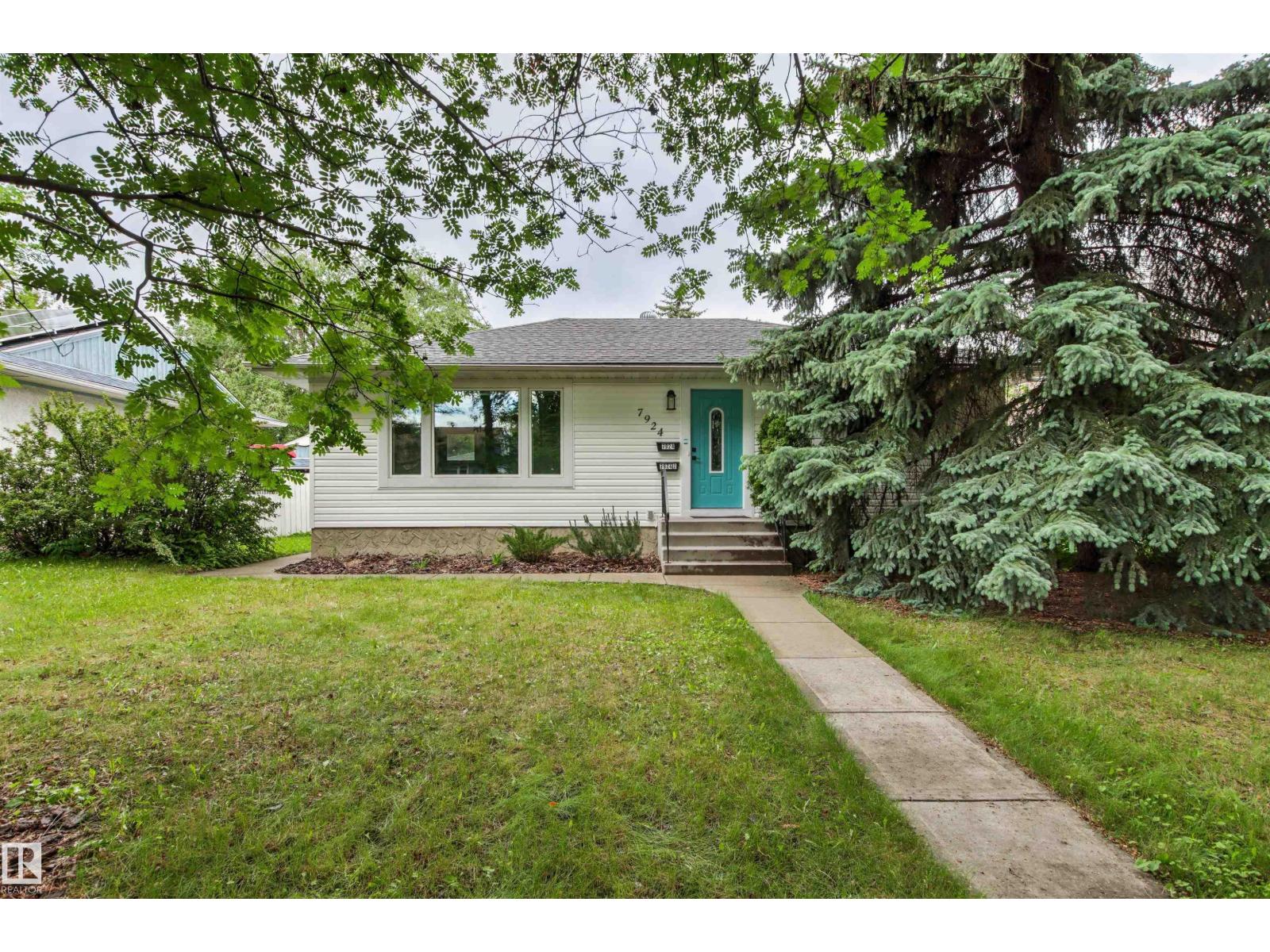 7924 89 AV NW Property Photo 1