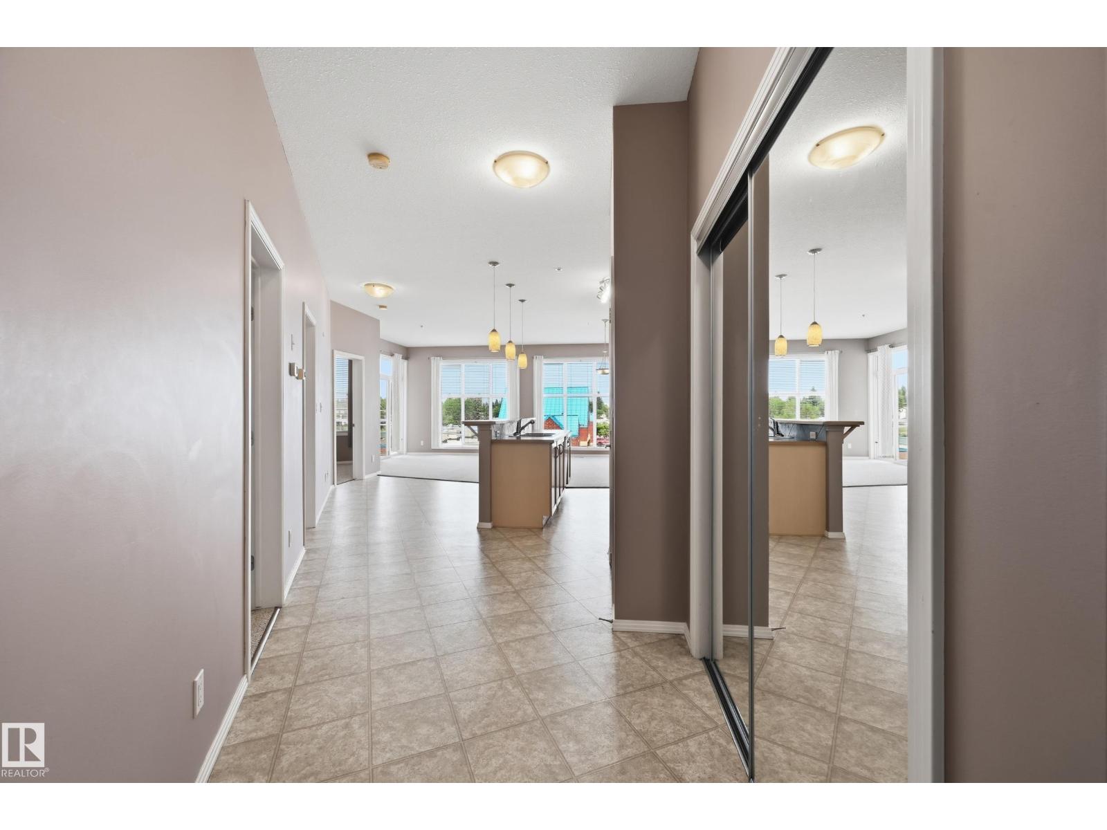 #369 4823 104a St Nw Property Photo 5