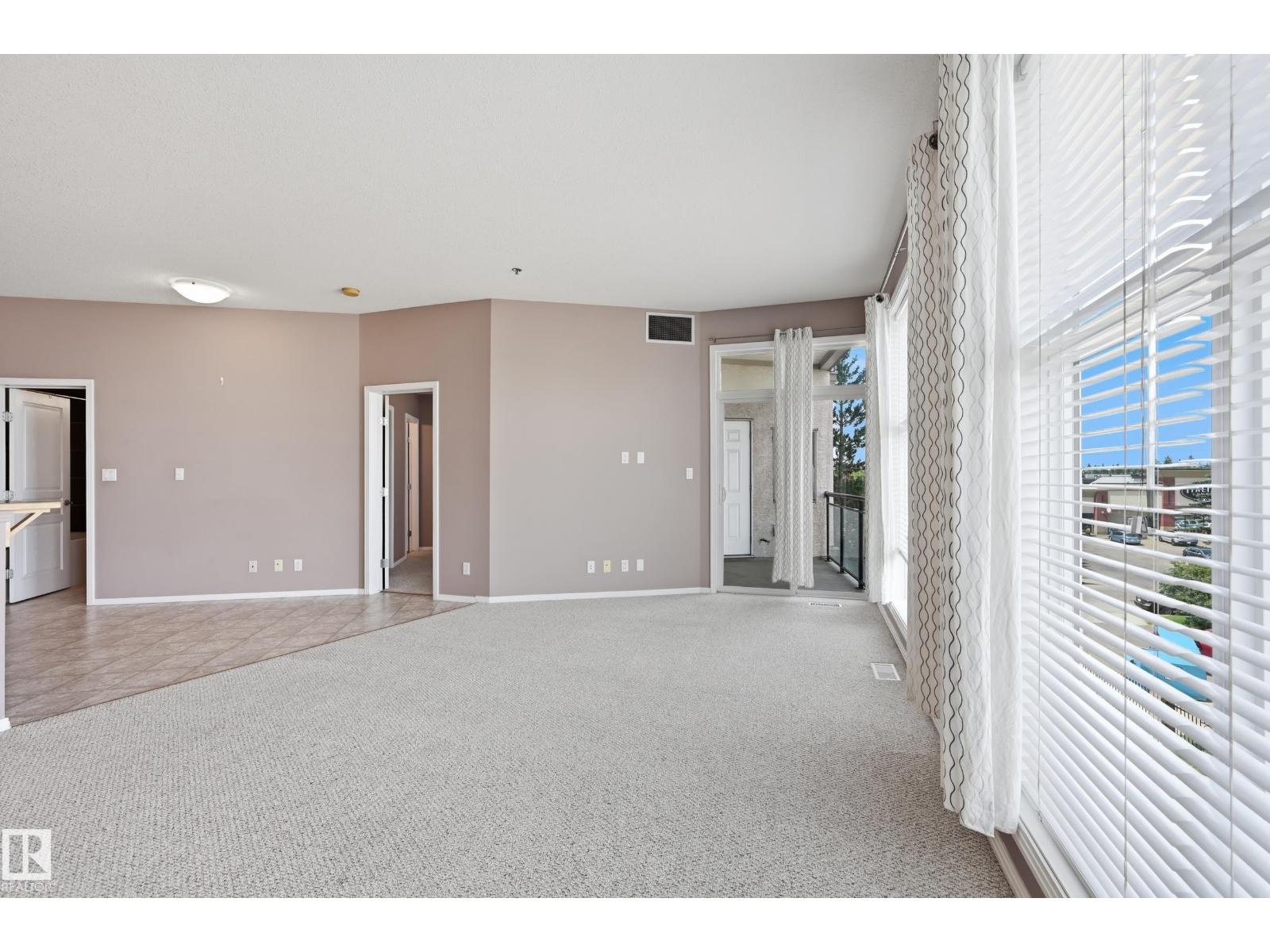 #369 4823 104a St Nw Property Photo 10