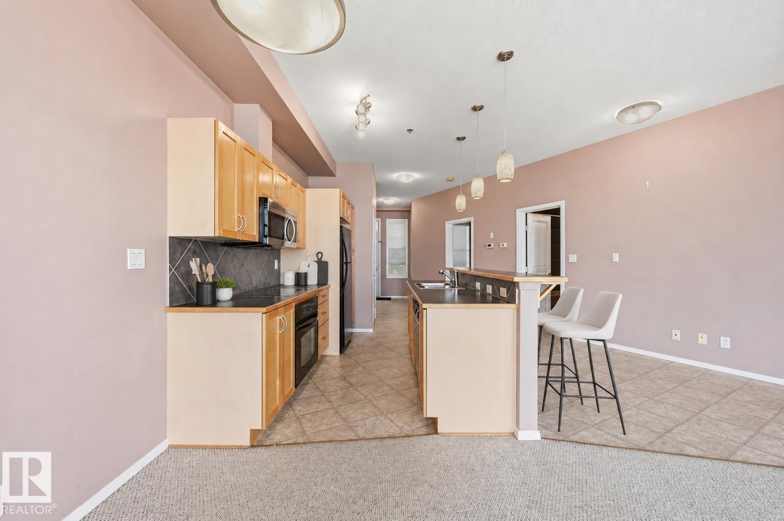 #369 4823 104a St Nw Property Photo 12