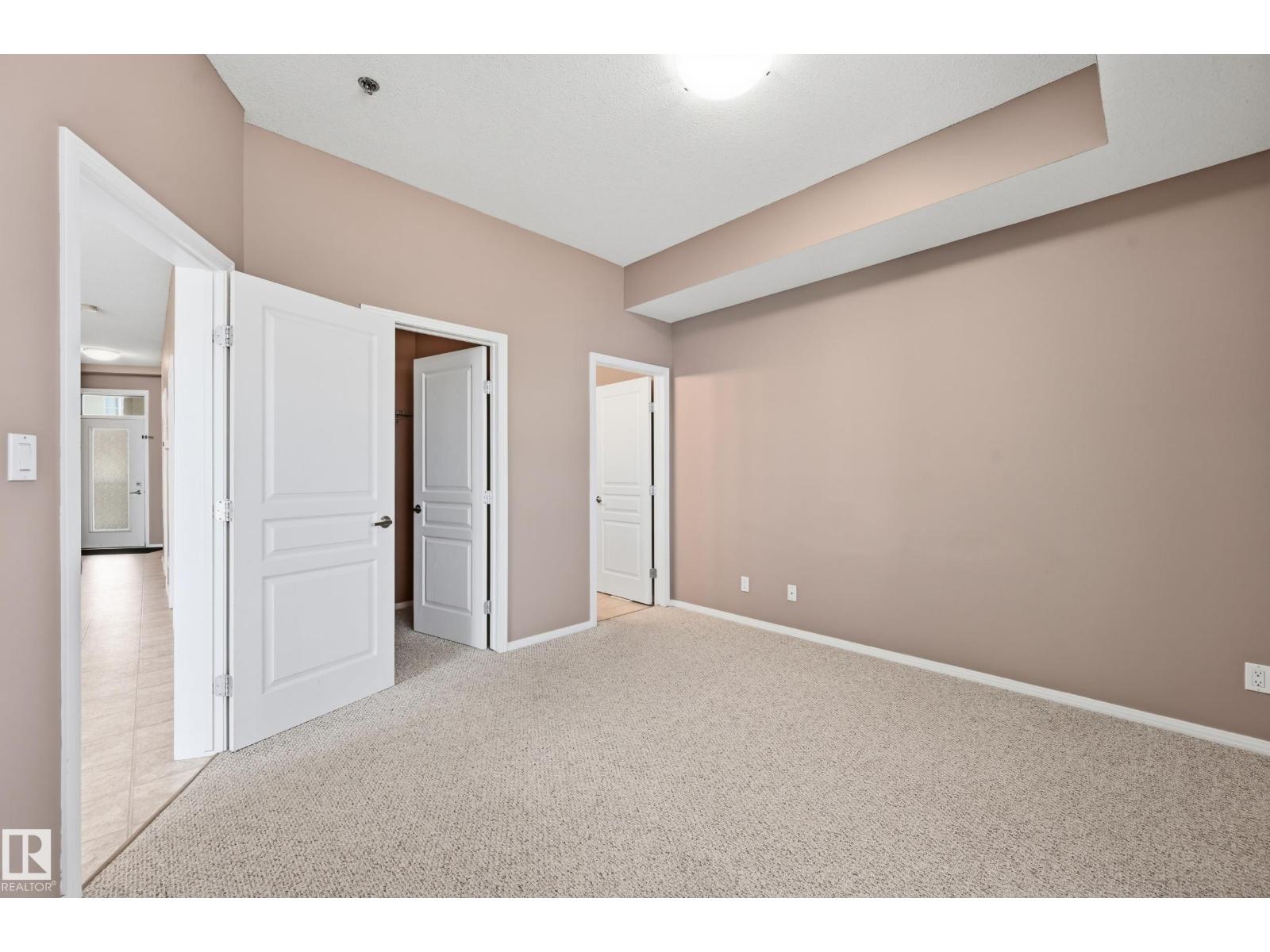 #369 4823 104a St Nw Property Photo 19
