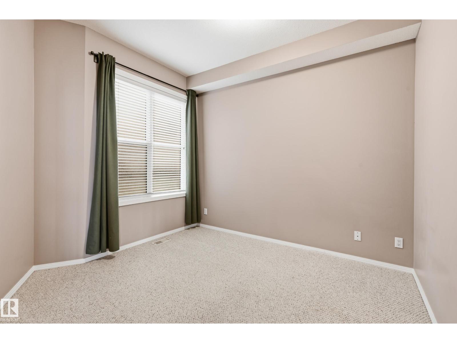 #369 4823 104a St Nw Property Photo 25