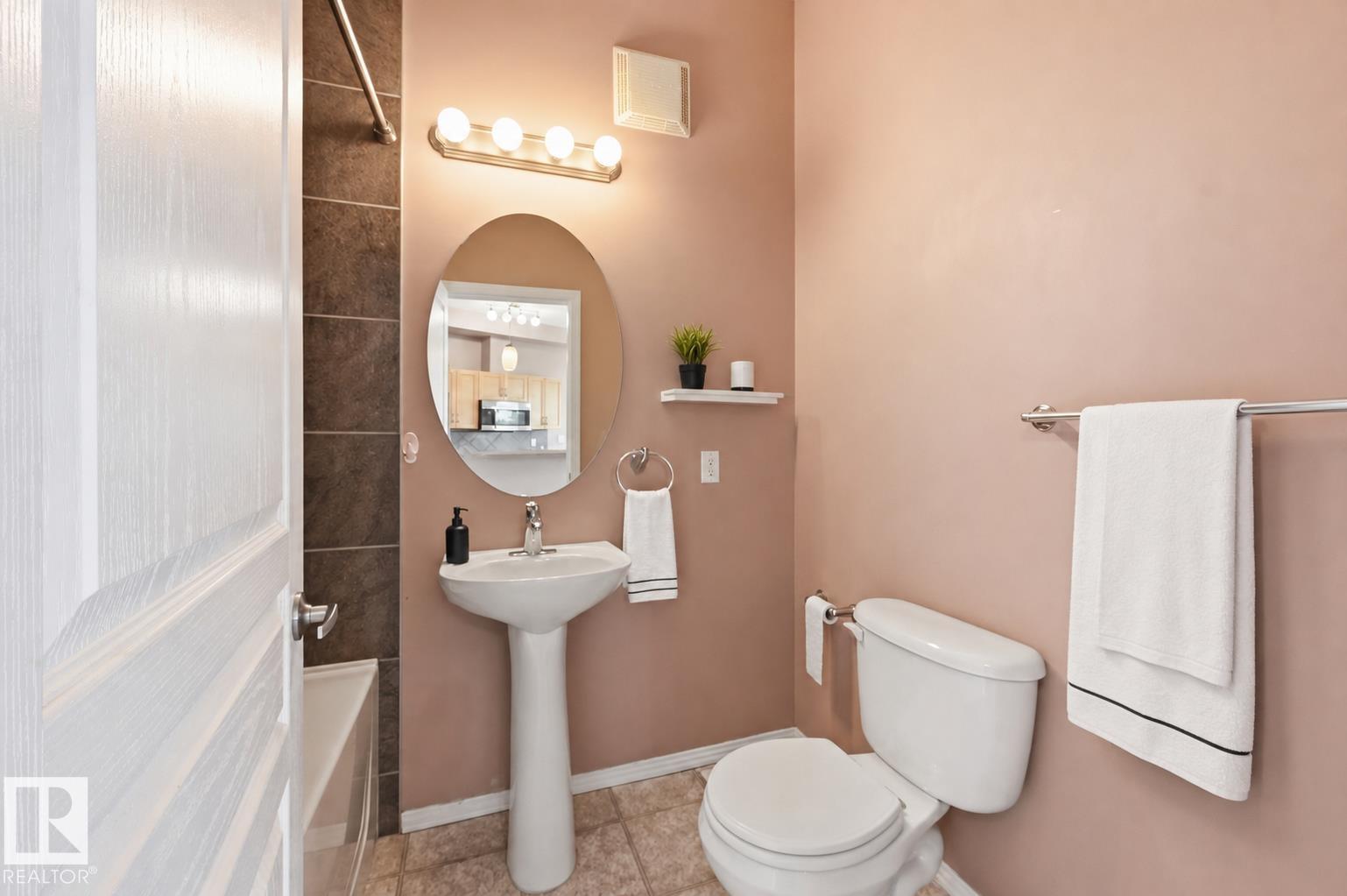 #369 4823 104a St Nw Property Photo 28