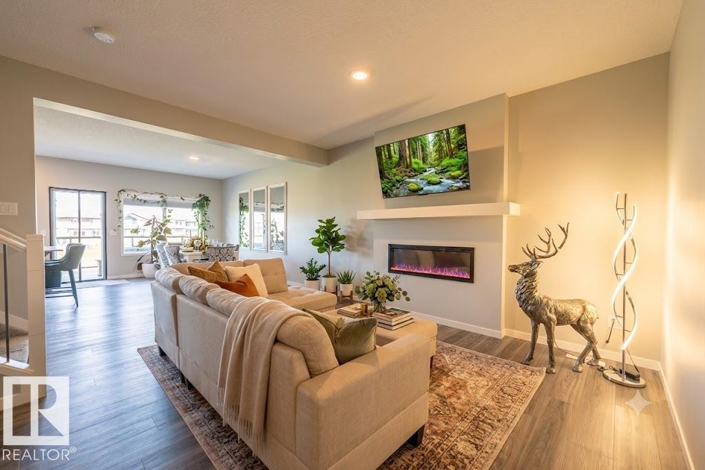 5403 Lark Ld Nw Property Photo 1