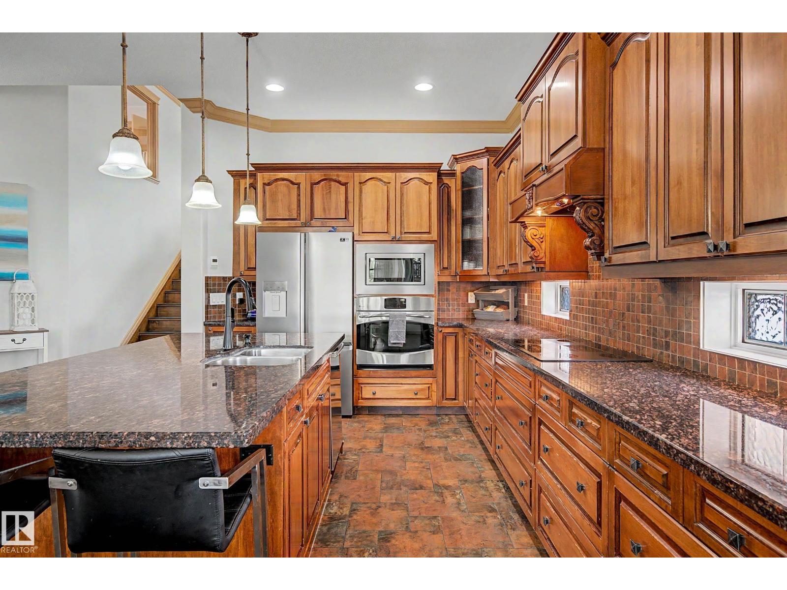 38 Longview Pt Property Photo 11