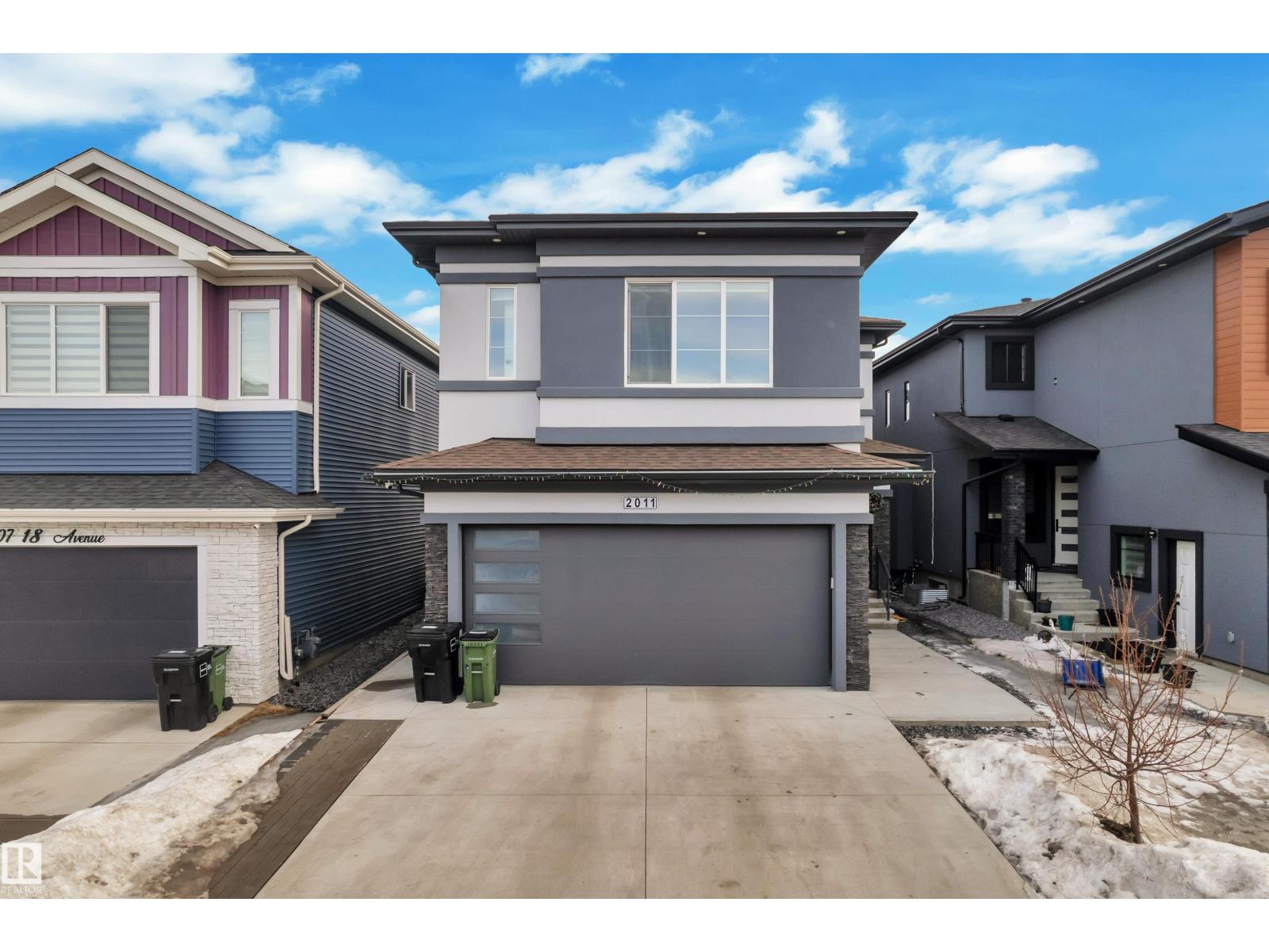 2011 18 AV NW