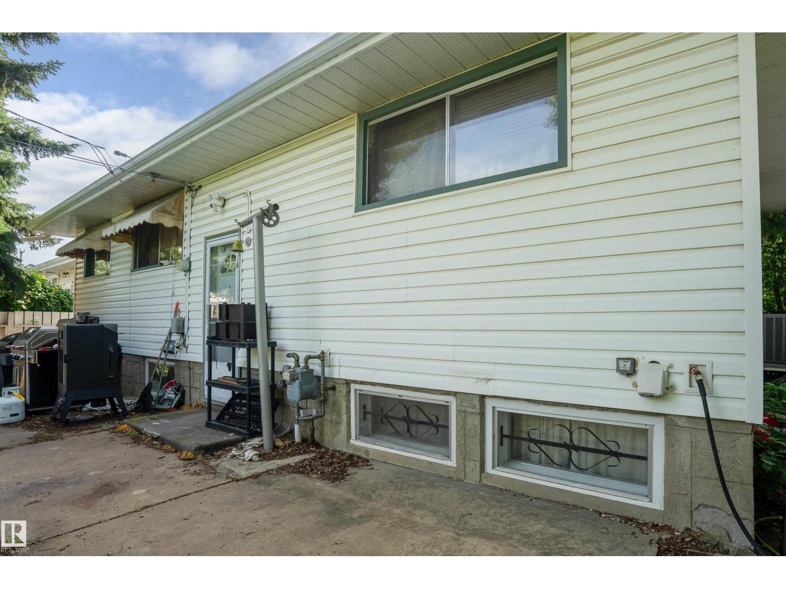 5307 105 St Nw Property Photo 6