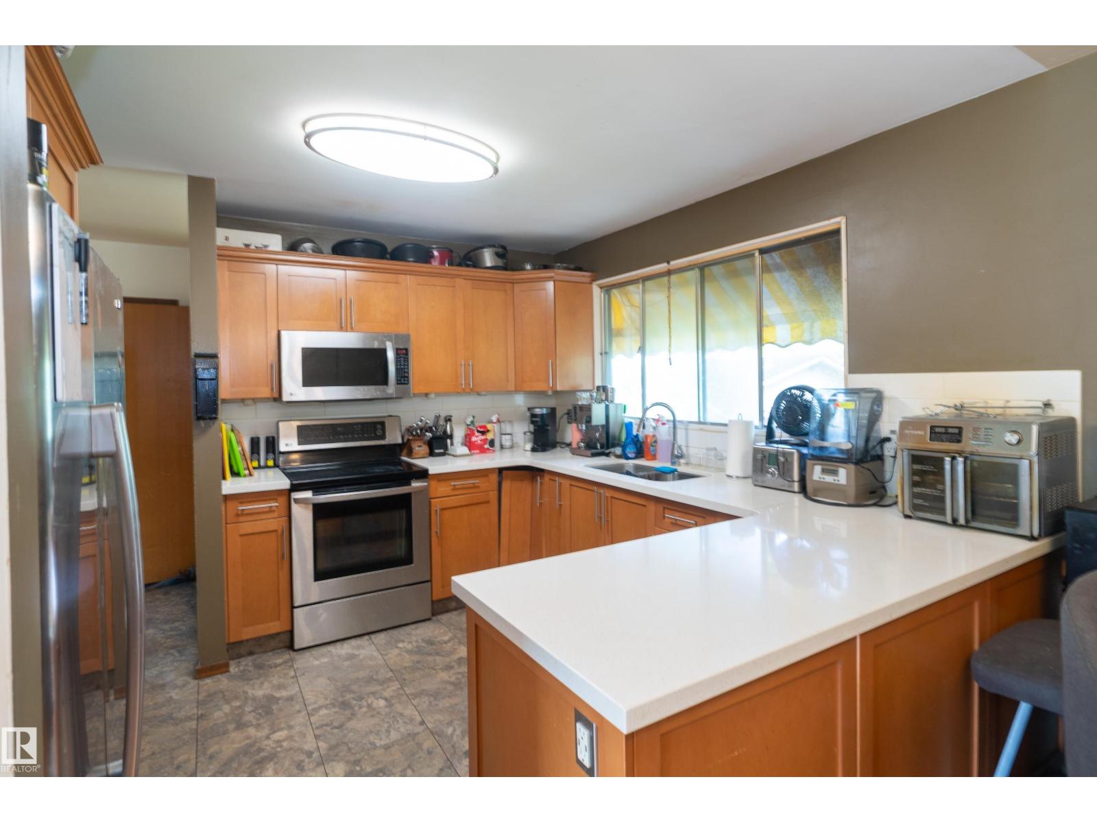 5307 105 St Nw Property Photo 9