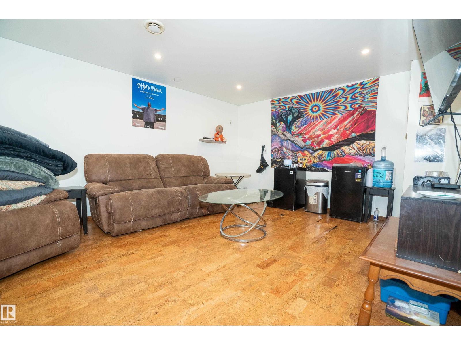 5307 105 St Nw Property Photo 15