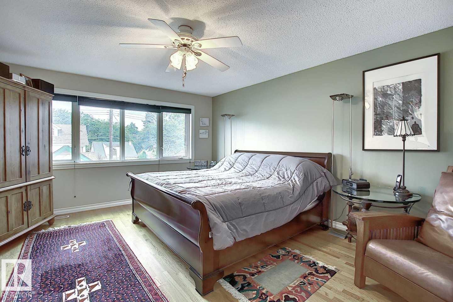 11126 52 St Nw Property Photo 24