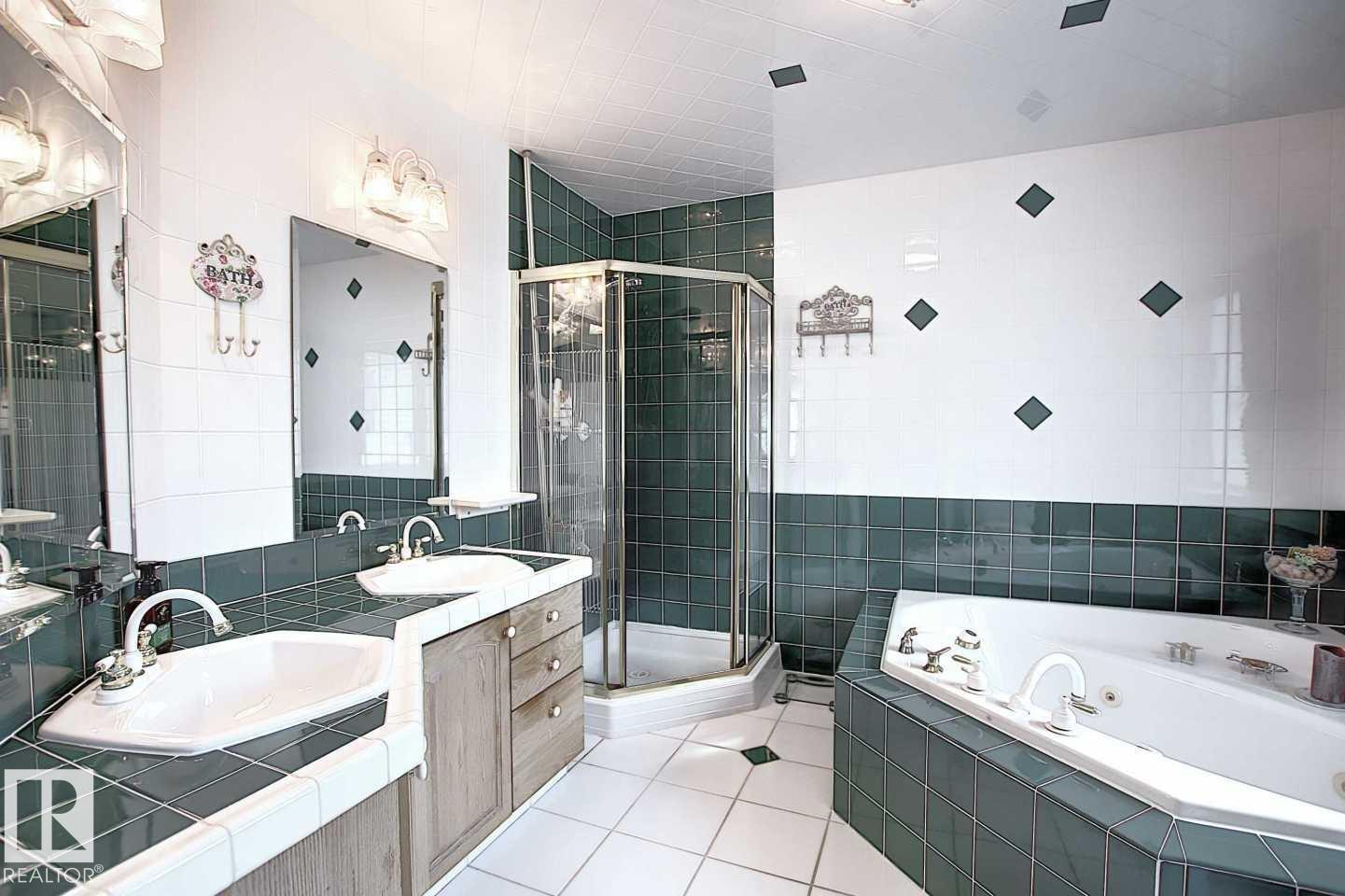 11126 52 St Nw Property Photo 30