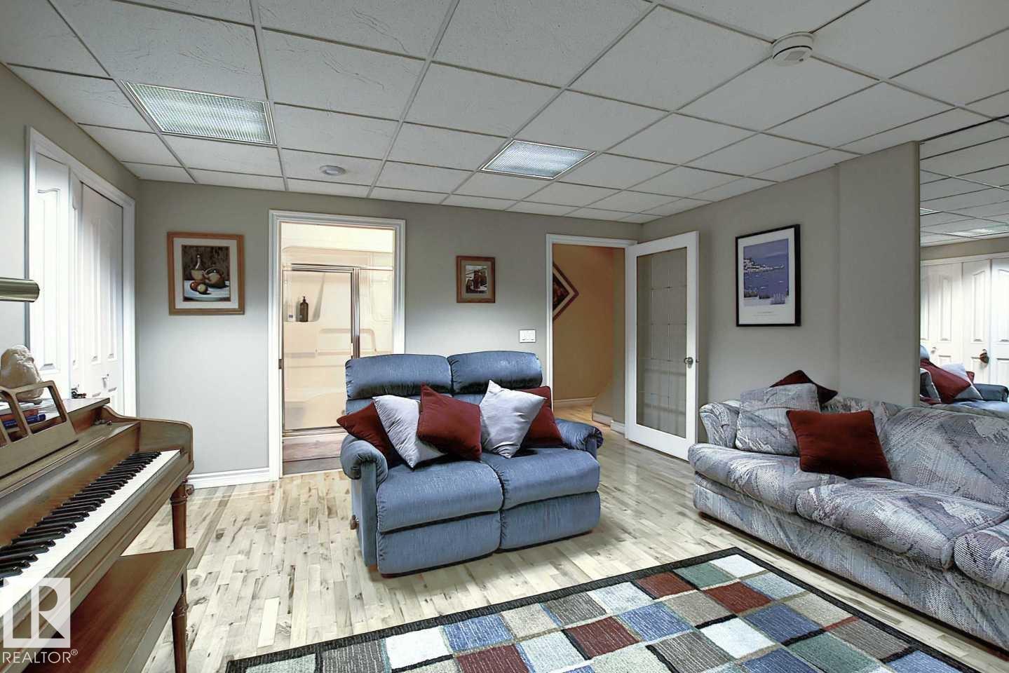 11126 52 St Nw Property Photo 50