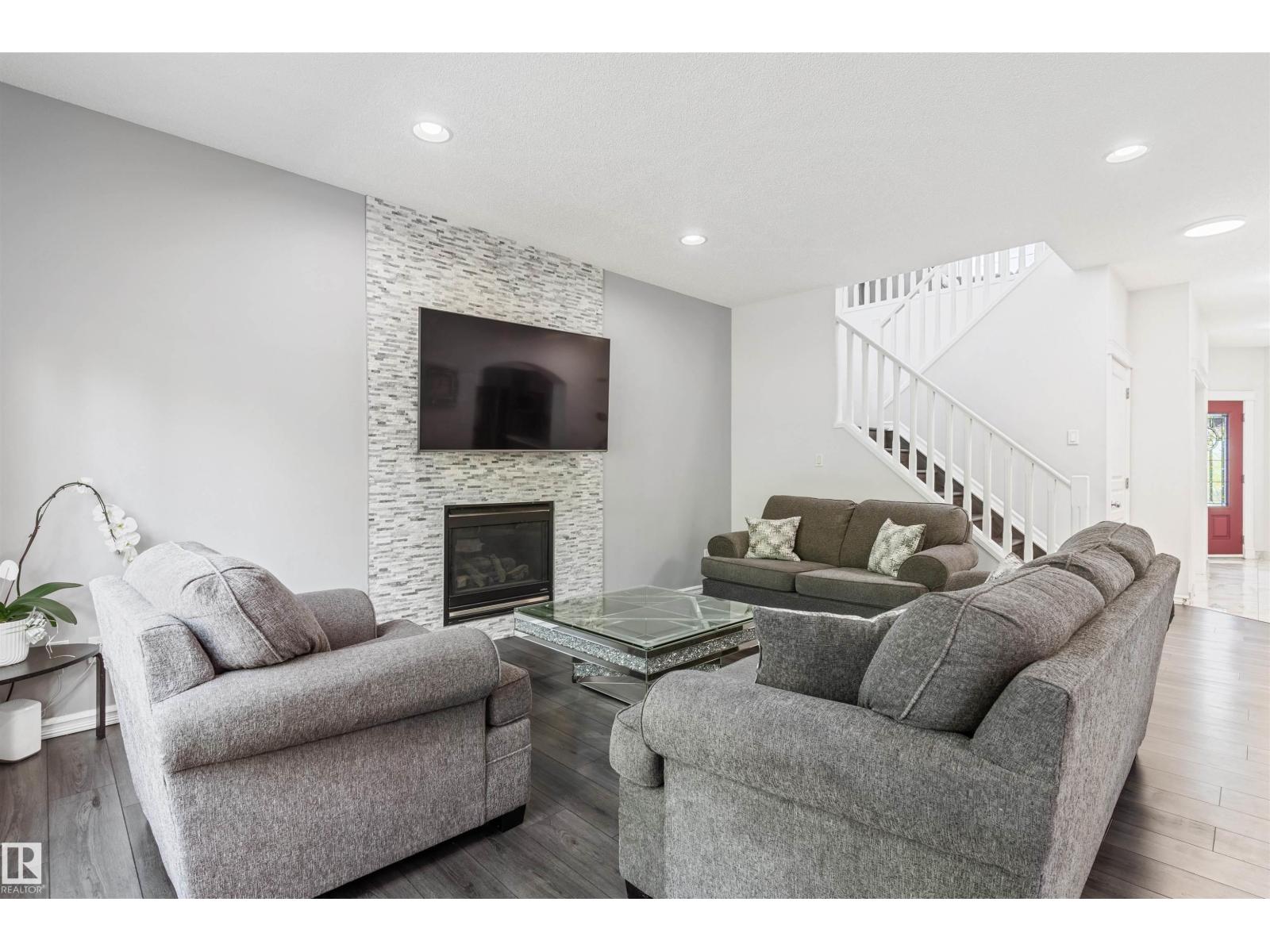 1075 Mckinney Gr Nw Property Photo 9
