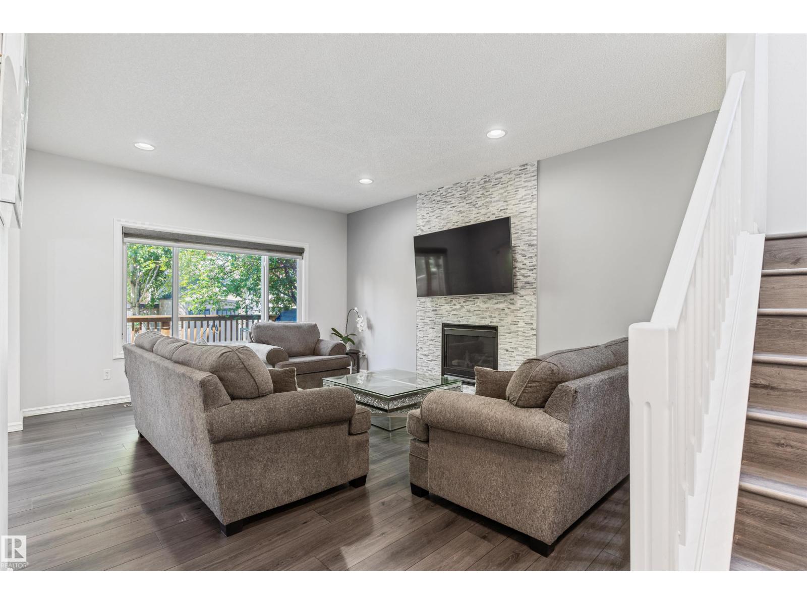1075 Mckinney Gr Nw Property Photo 10