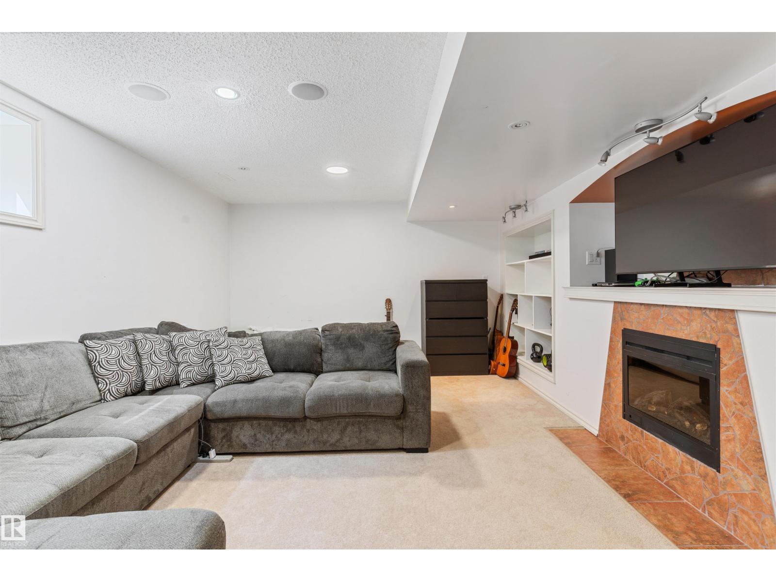 1075 Mckinney Gr Nw Property Photo 38