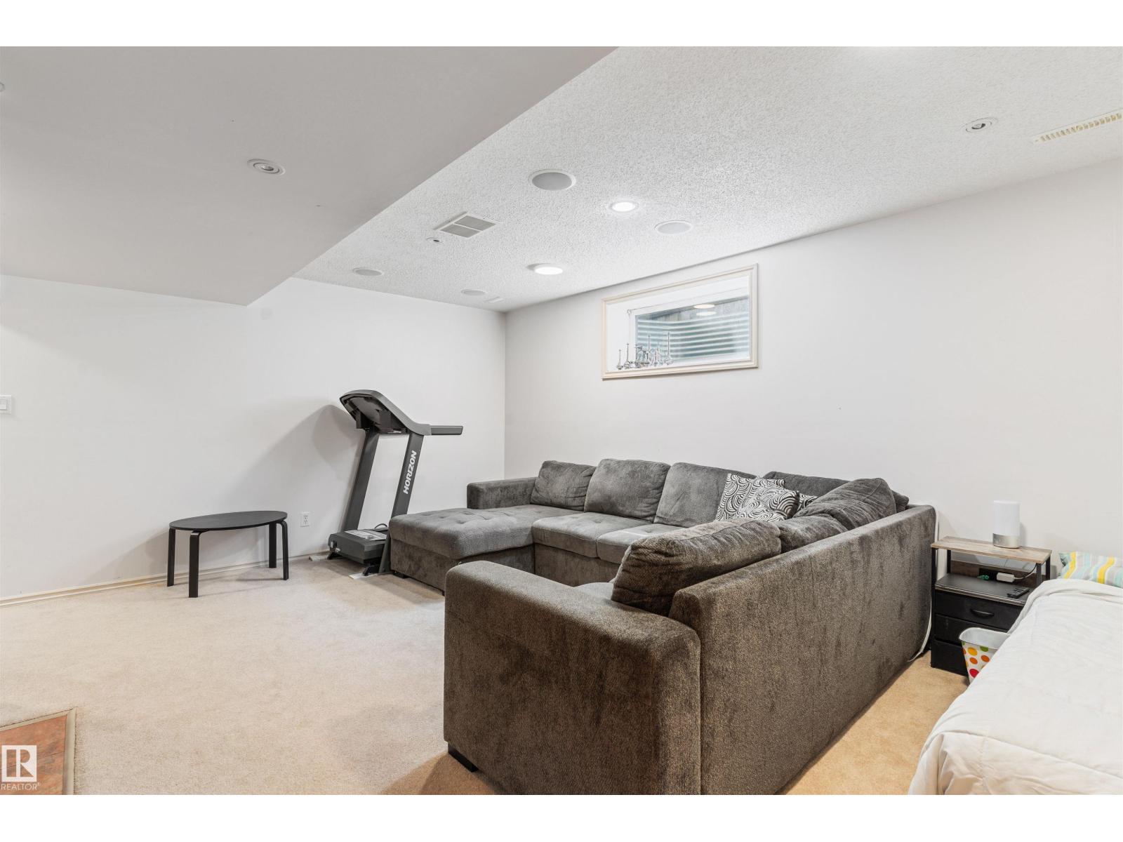 1075 Mckinney Gr Nw Property Photo 39