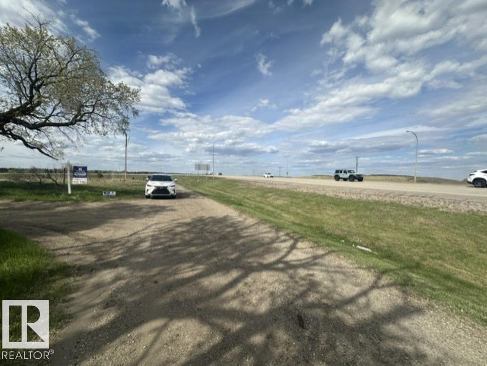 449 Jennifer Heil Wy Property Photo 3