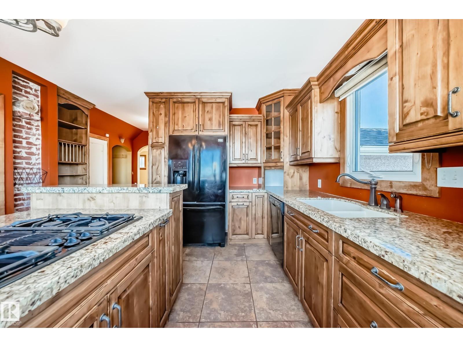 449 Jennifer Heil Wy Property Photo 8
