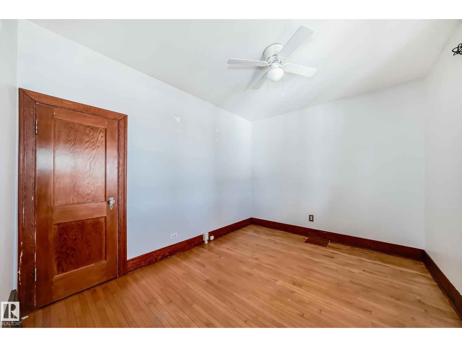 449 Jennifer Heil Wy Property Photo 18