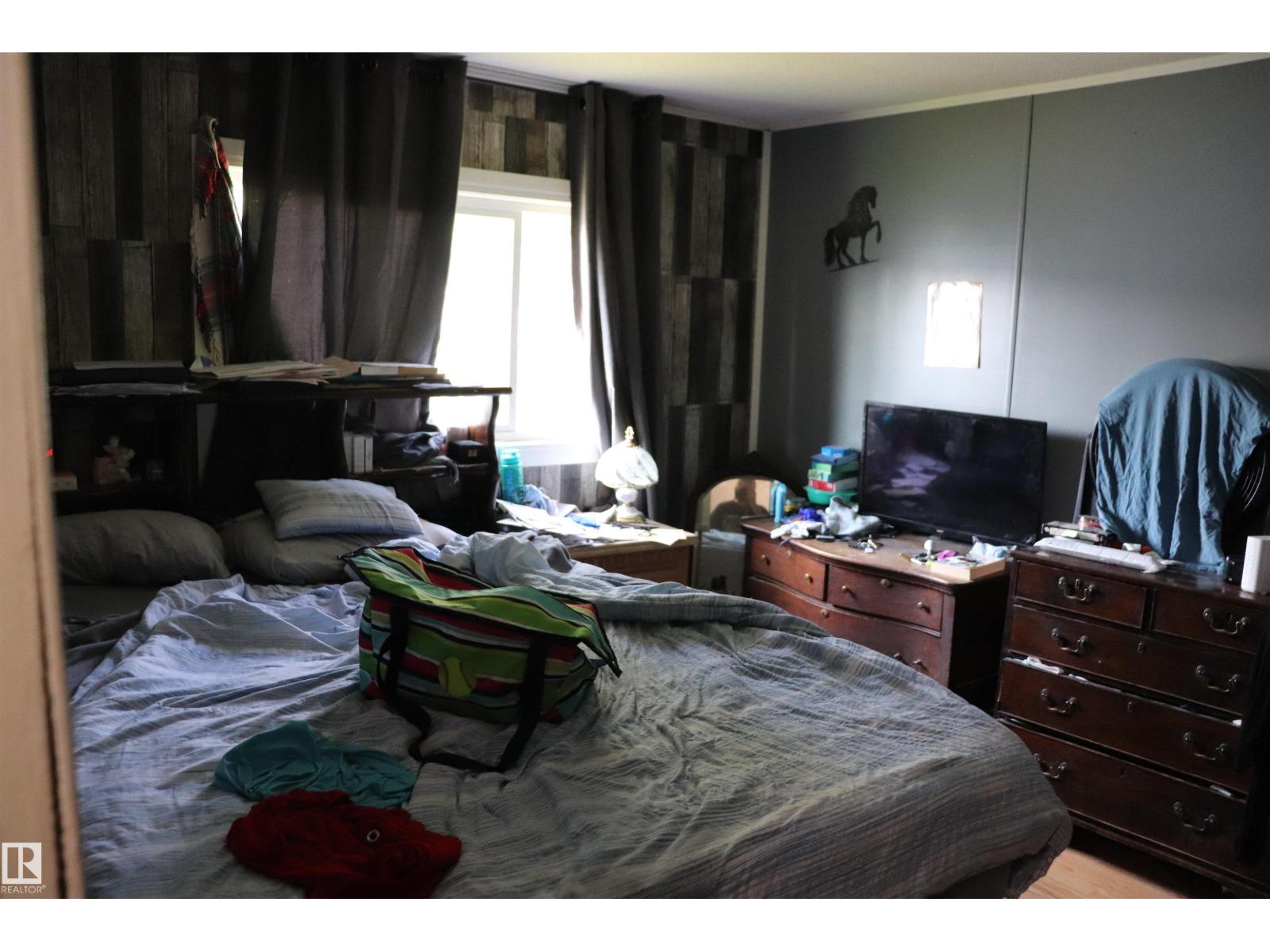 #54 4202 45 St Property Photo 11