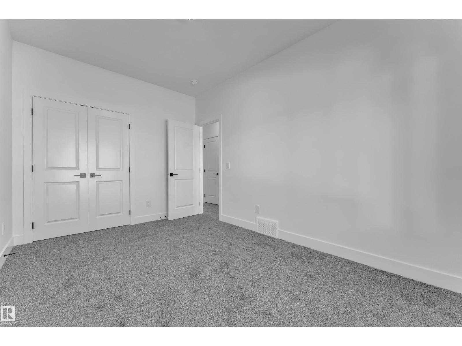 382 Linden Lo Property Photo 34