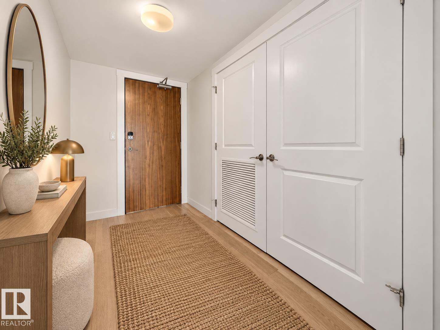 #605 9720 106 St Nw Property Photo 24
