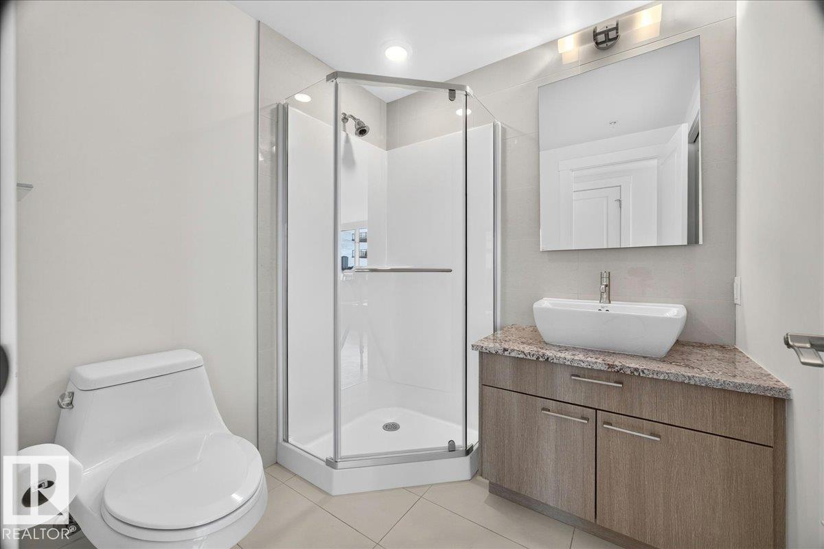 #605 9720 106 St Nw Property Photo 43