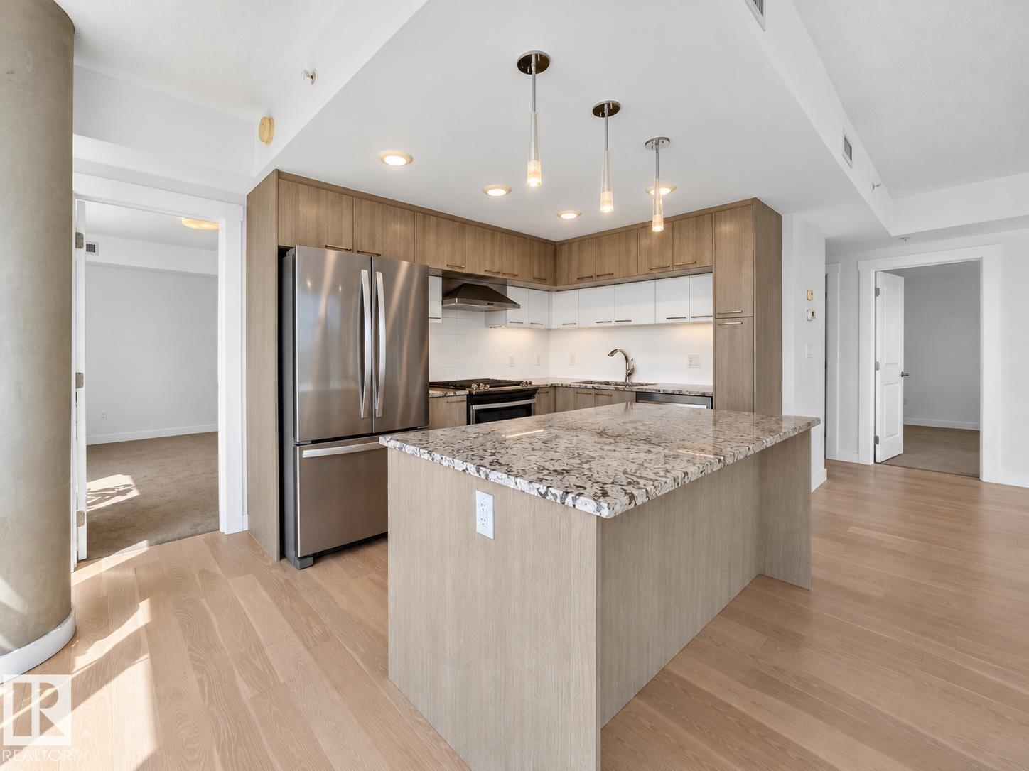 #605 9720 106 St Nw Property Photo 49