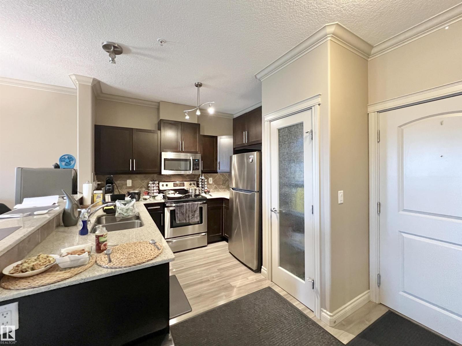 #349 10121 80 Av Nw Property Photo 8