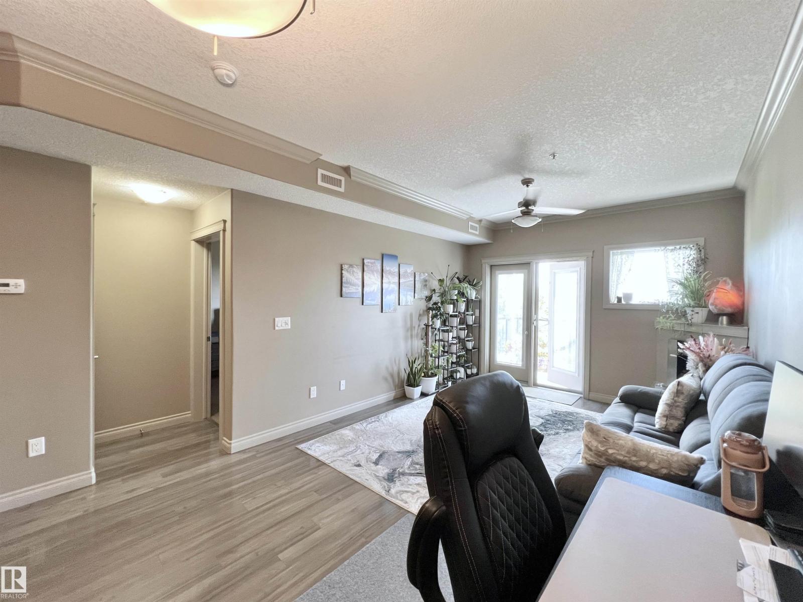 #349 10121 80 Av Nw Property Photo 13