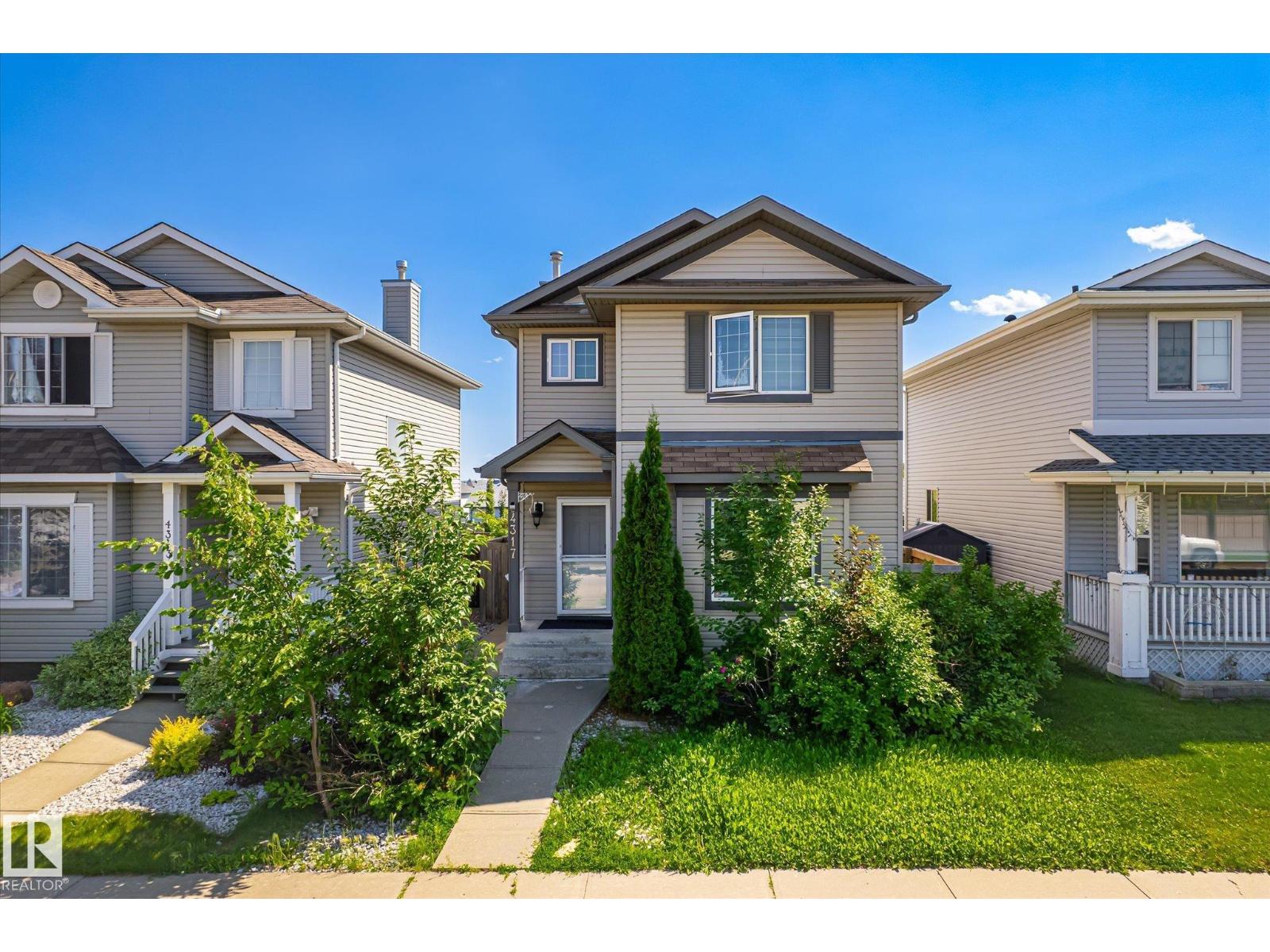 4317 152 AV NW