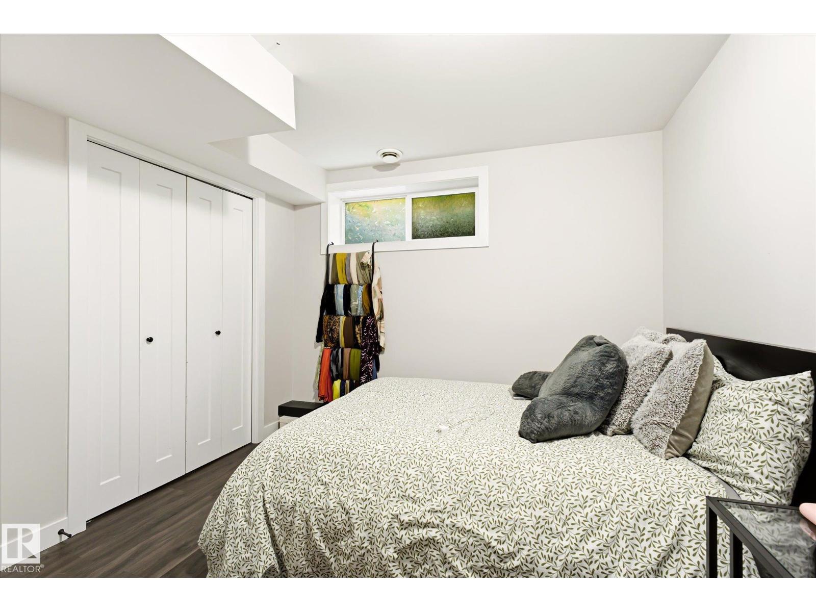 4317 152 Av Nw Property Photo 37