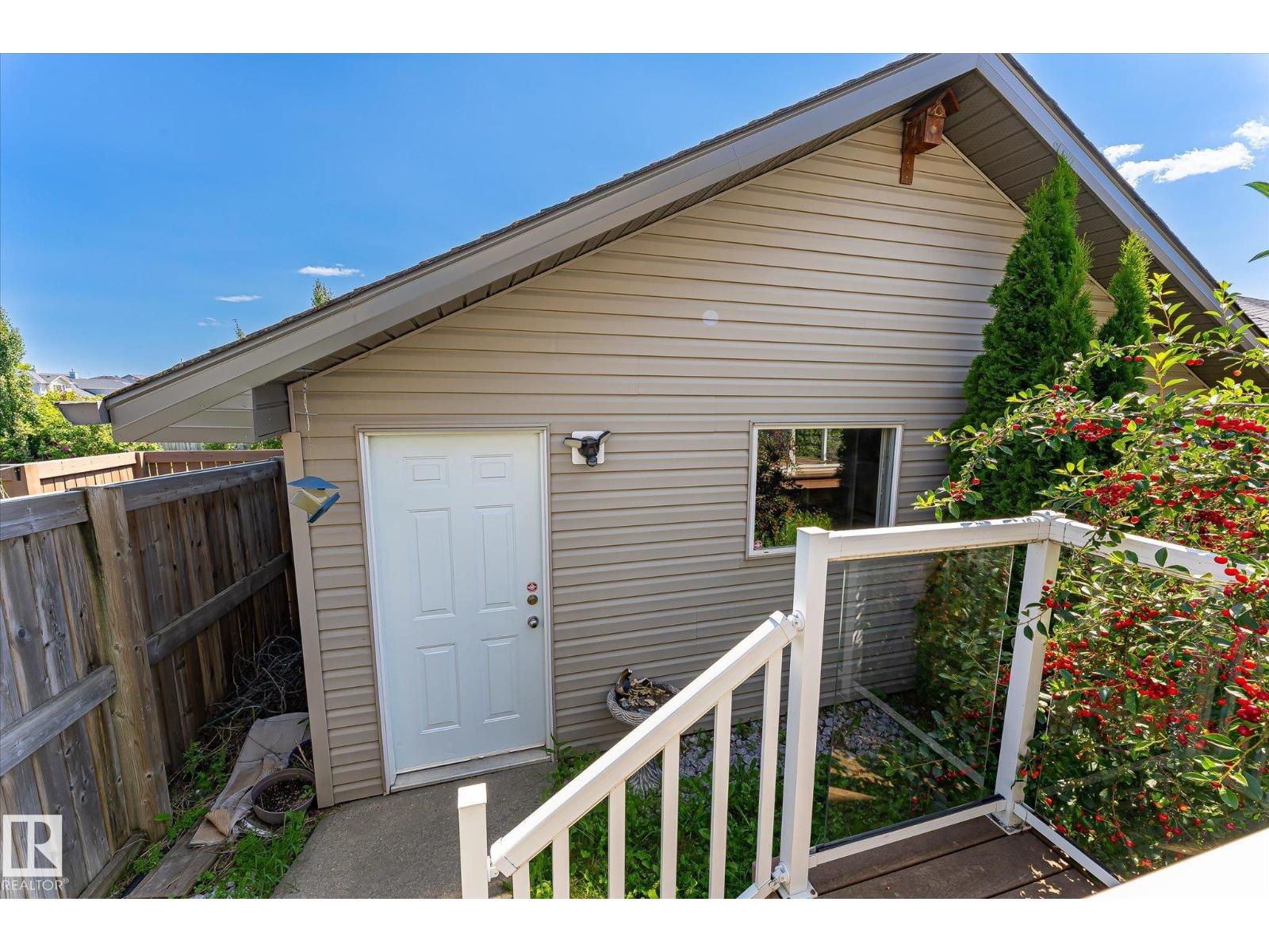 4317 152 Av Nw Property Photo 45